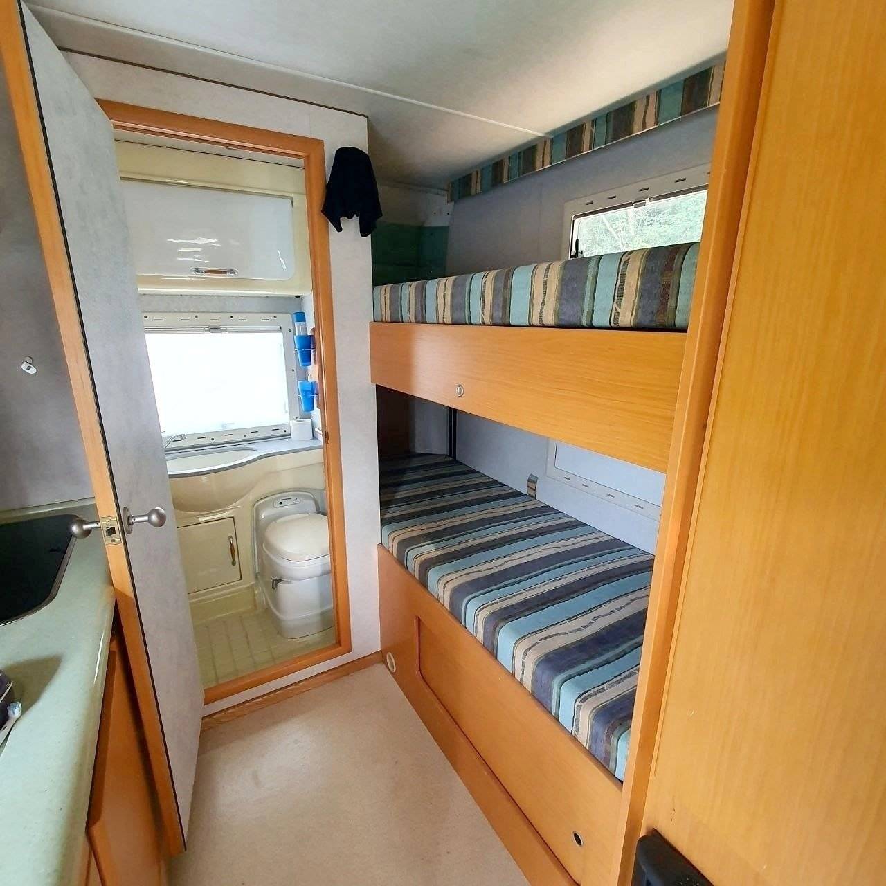 Berth Mercedes sprinter 2.7l 156ch 316 cdi - Yescapa