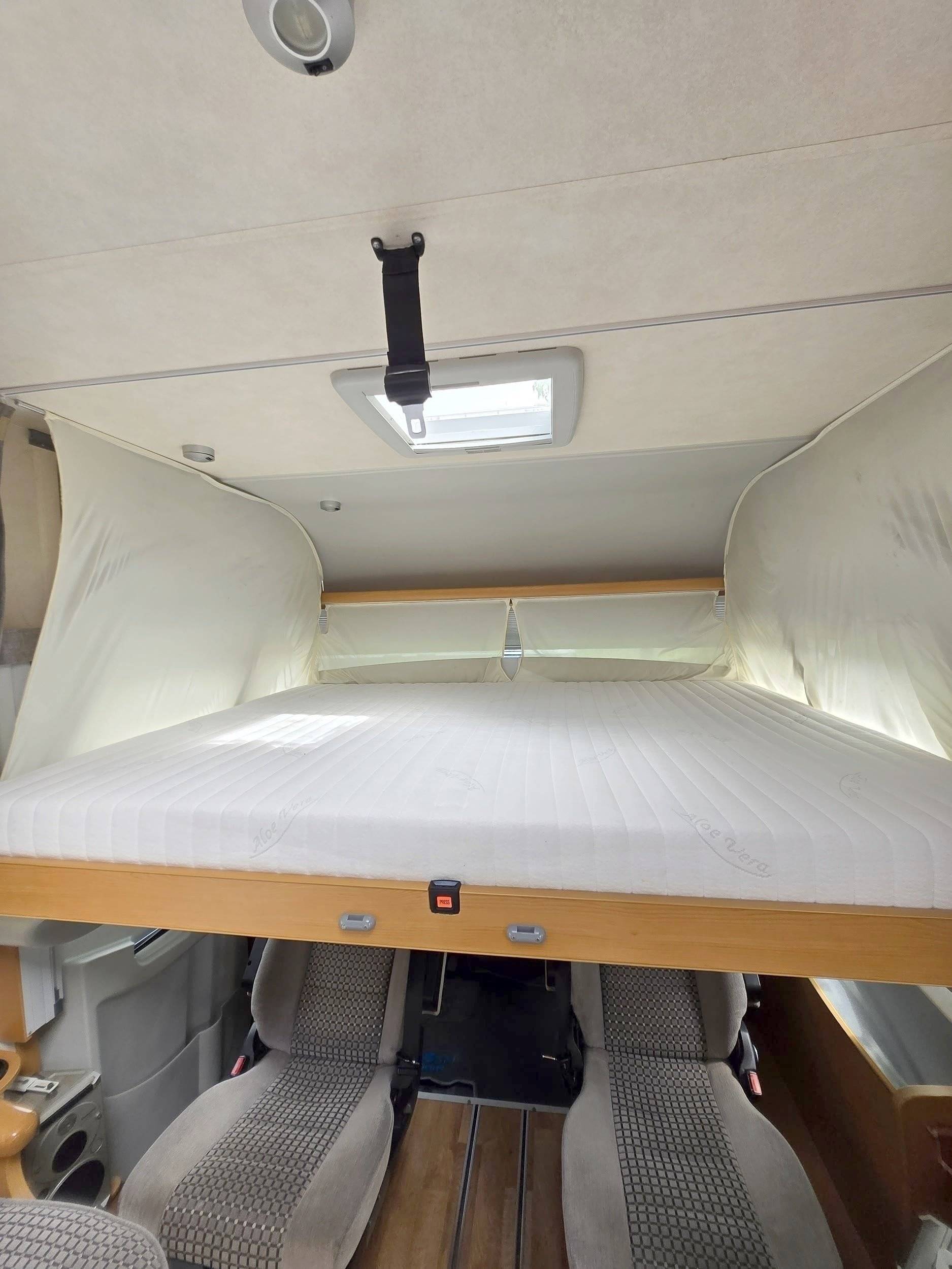 Letti Fiat Ducato 3,0 l 160 ch - Yescapa