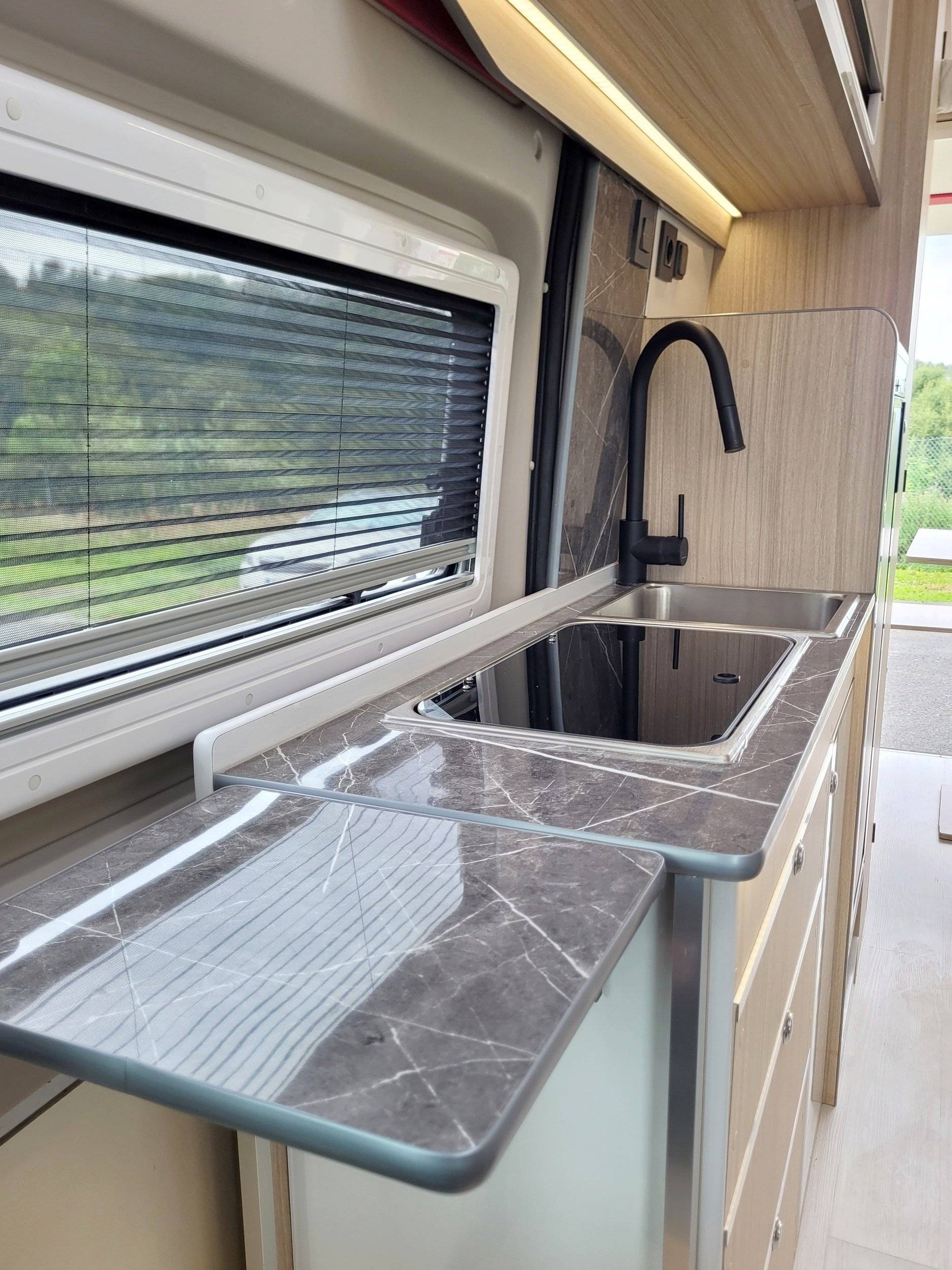 Project Caravans  FAMILY XL