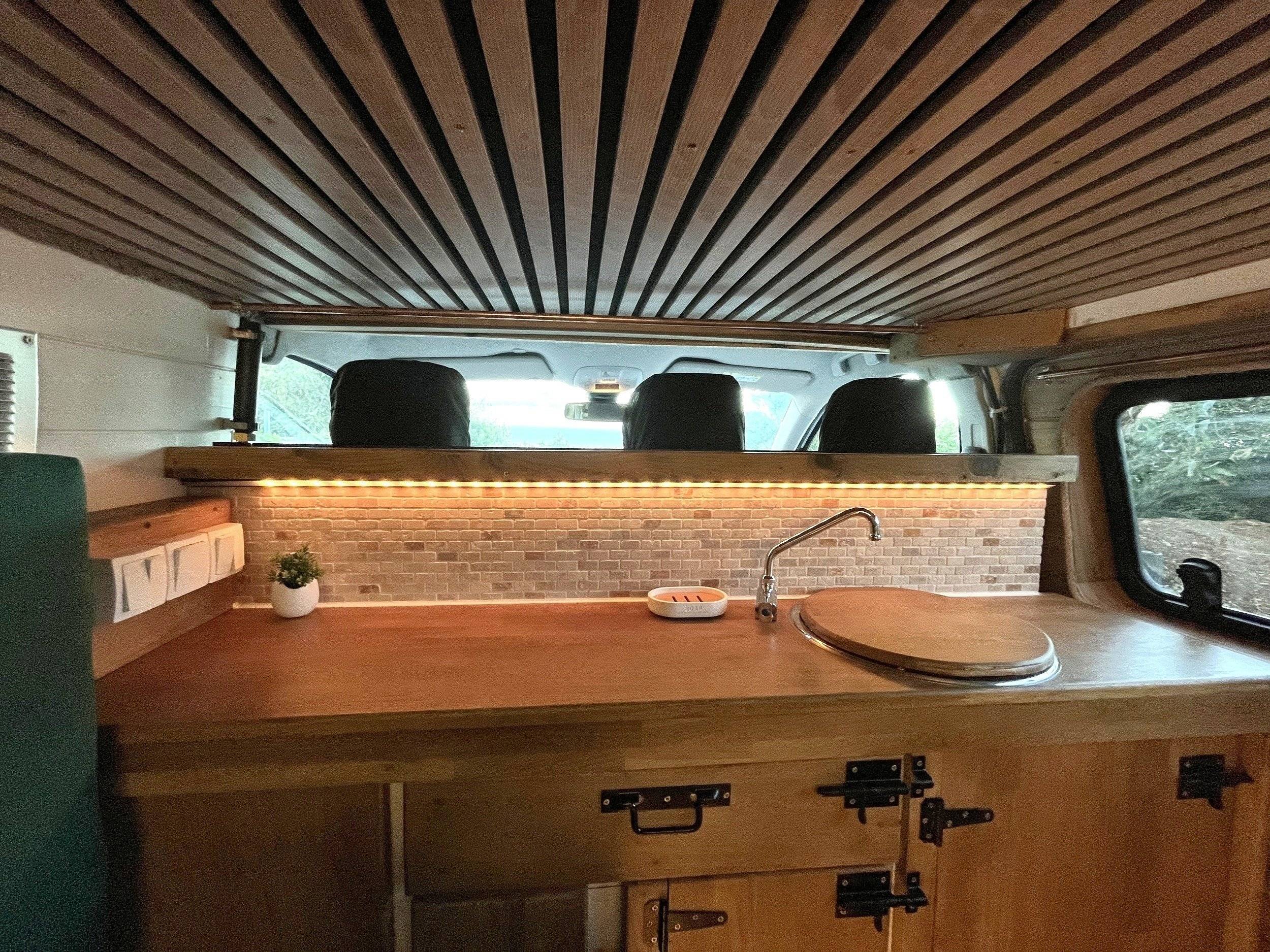 Alpes Camping-Car peugeot expert 