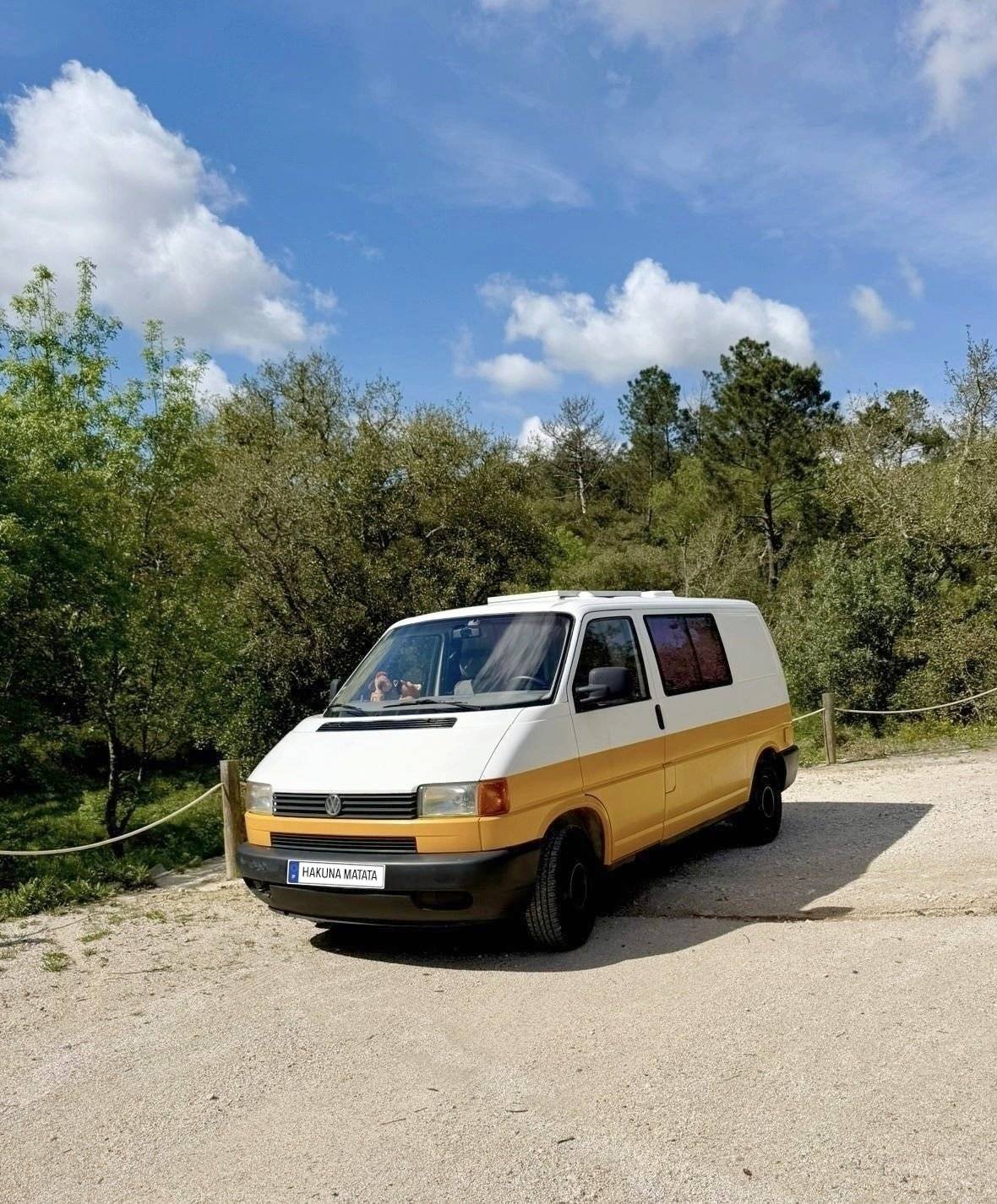 Volkswagen Transporter T4 2.4D