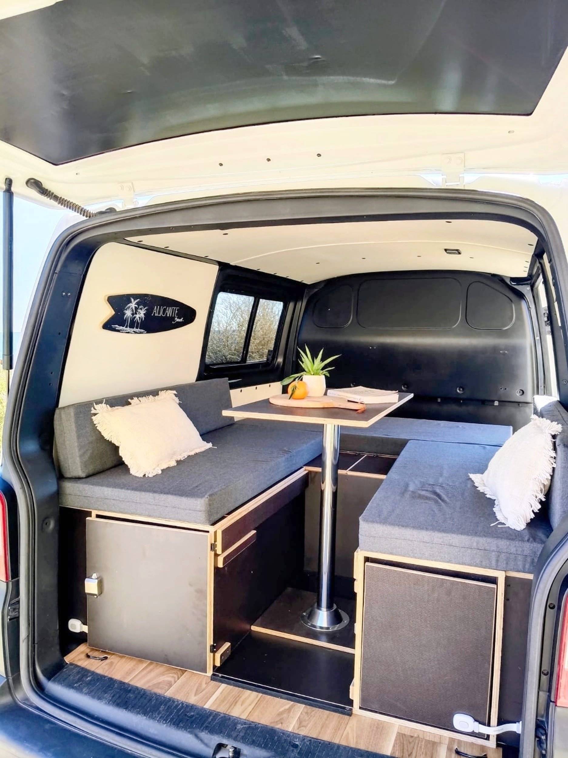 Coin repas Volkswagen - Yescapa