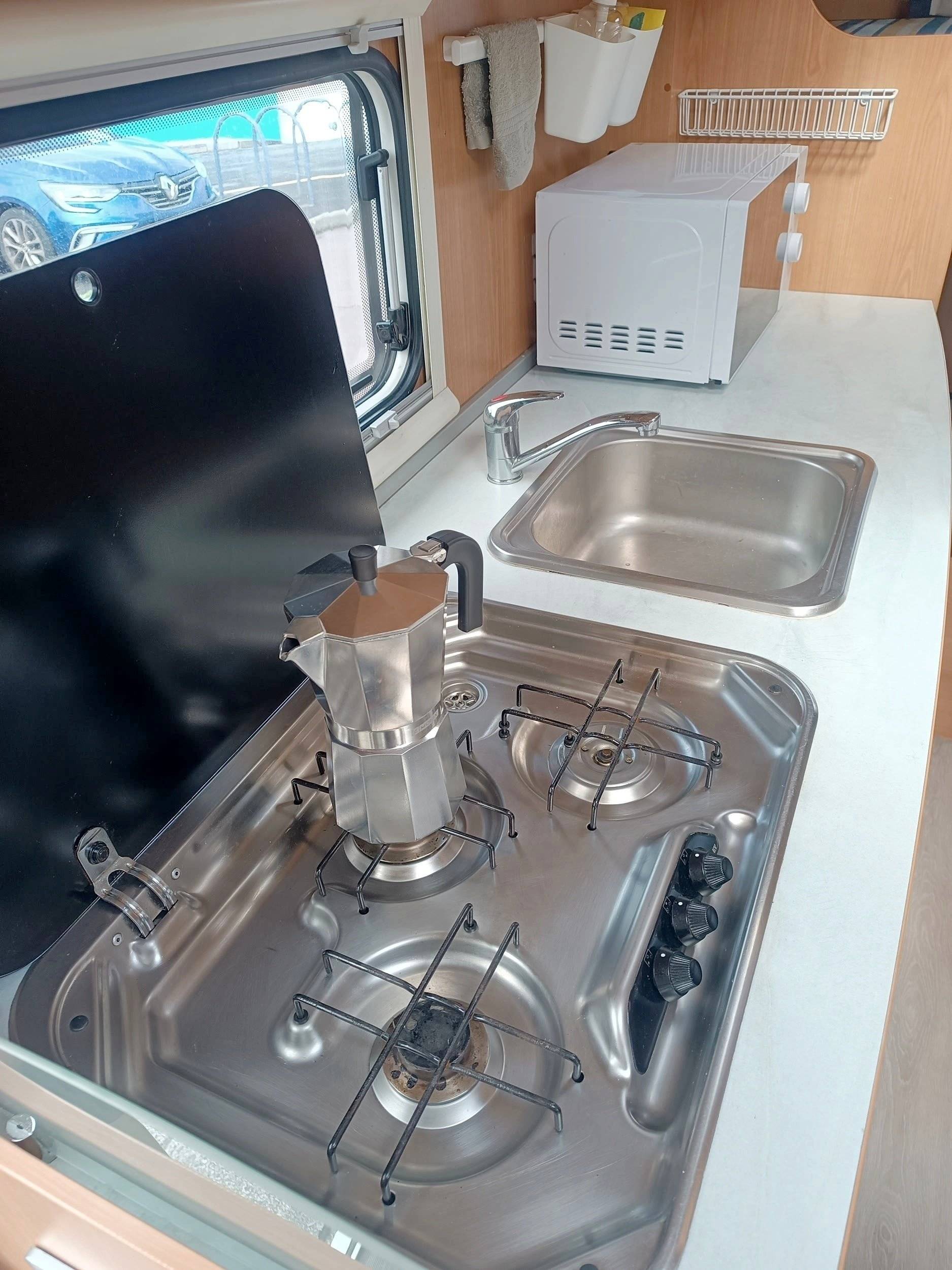 Elnagh Elnagh  Baron