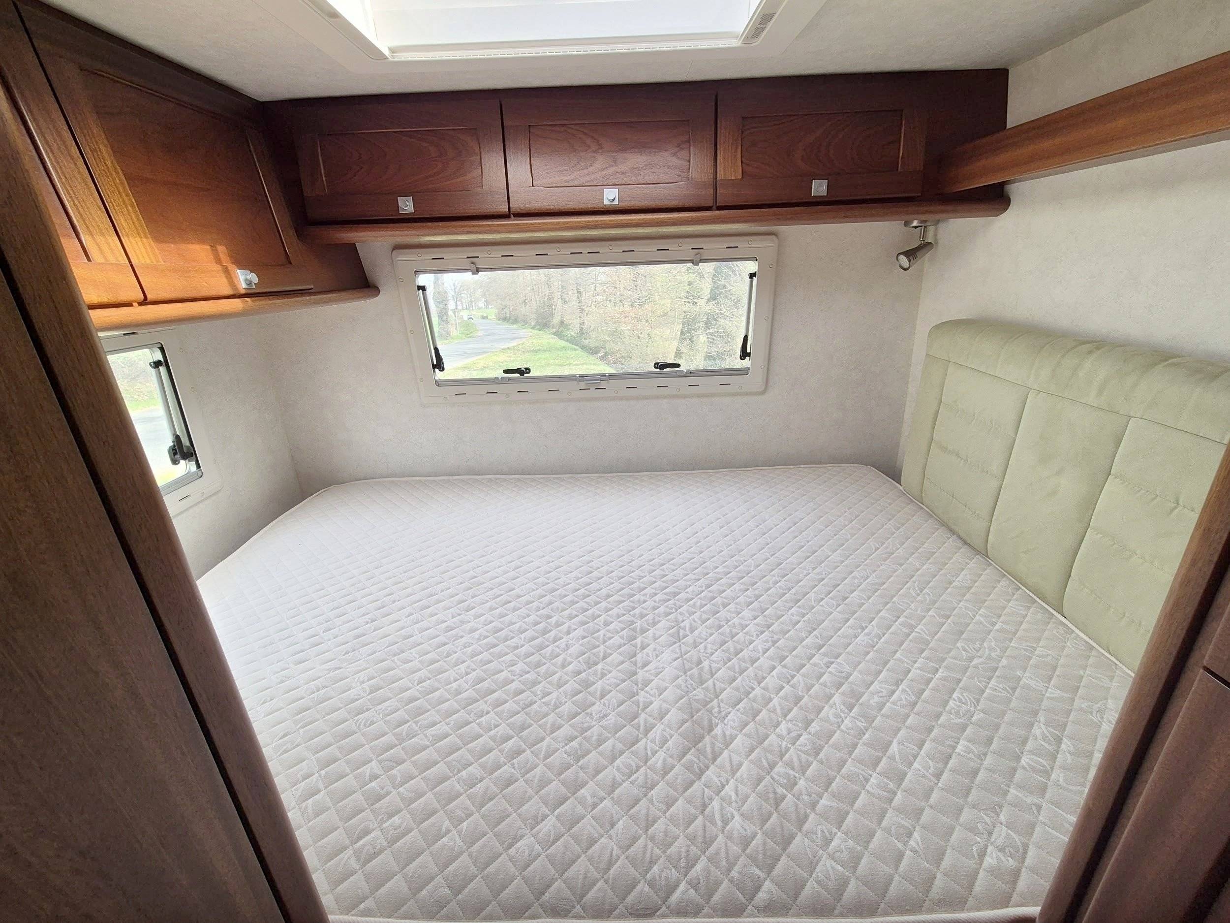 Couchages Fiat DUCATO 160 Multijet - Yescapa
