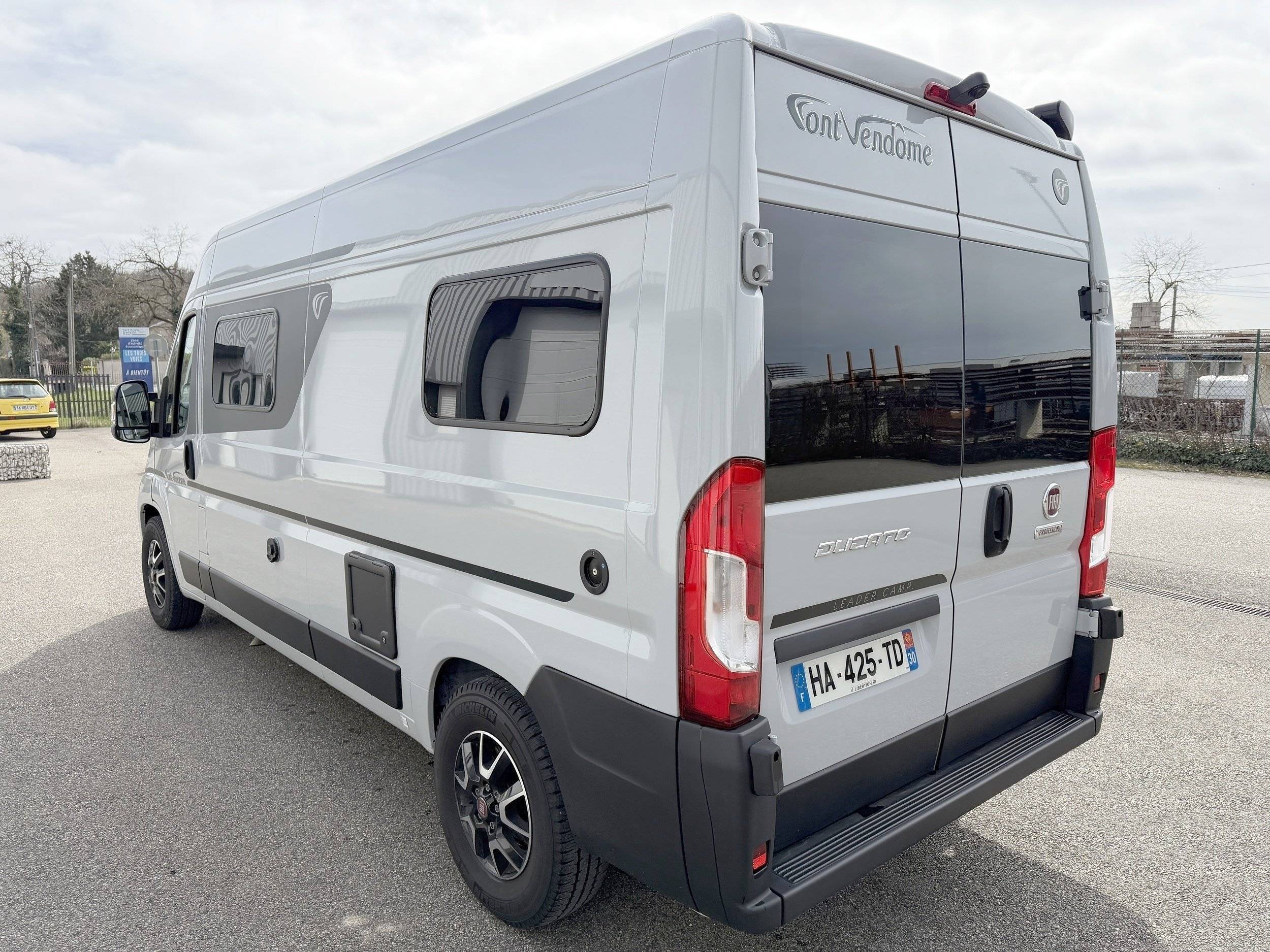 Font Vendôme Leadercamp