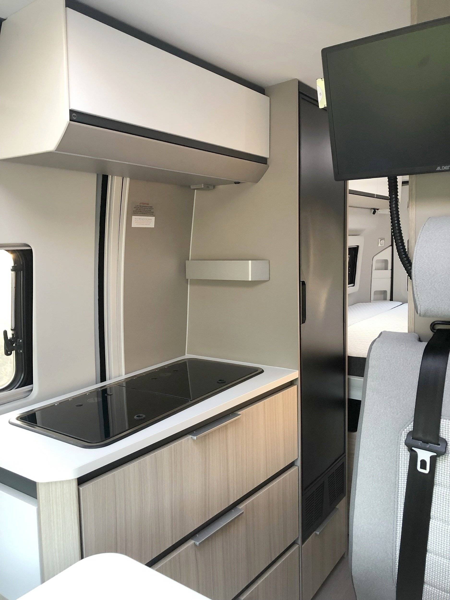 Adria Twin 640 SGX plus