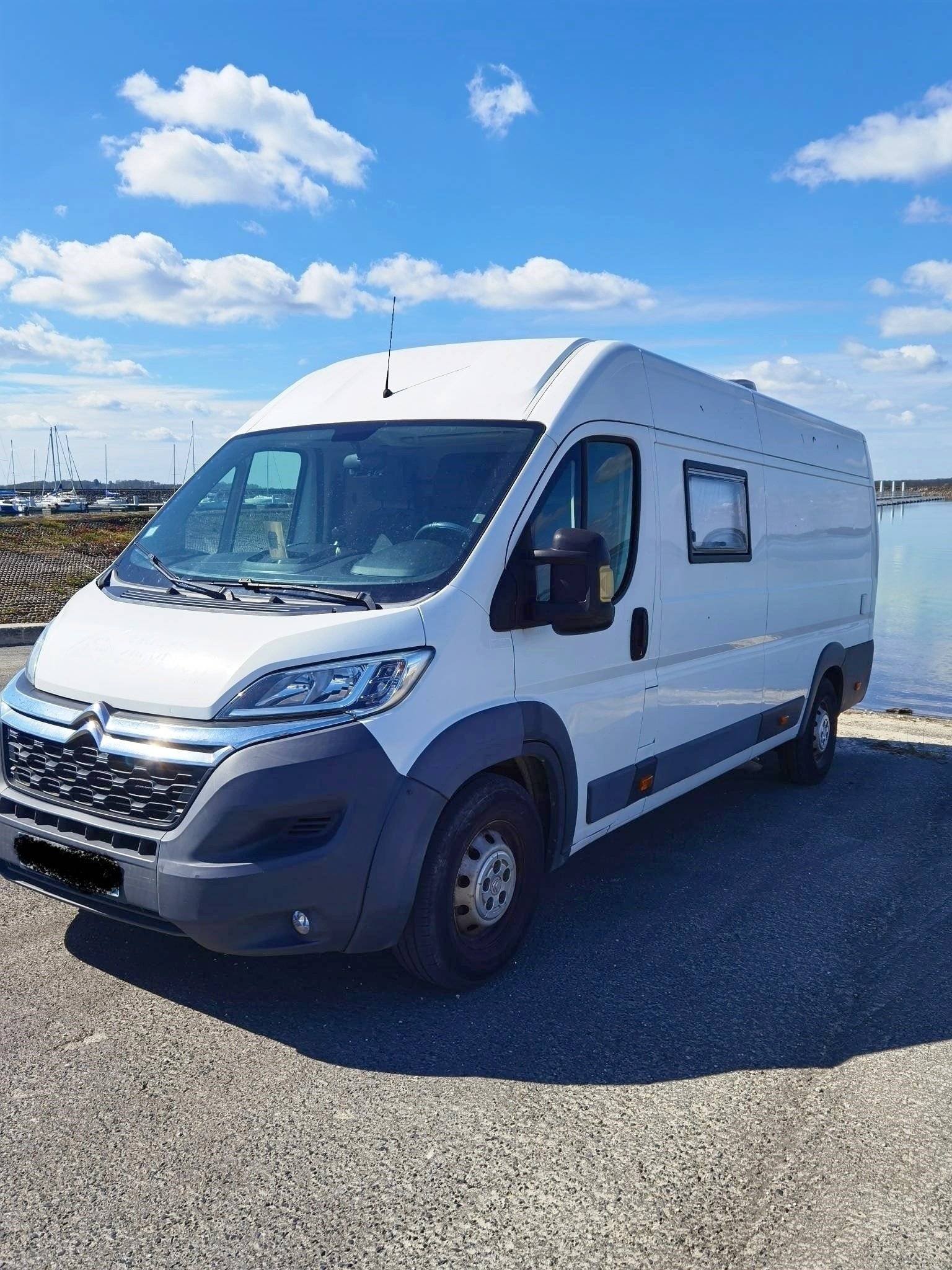 artisan Citroën jumper