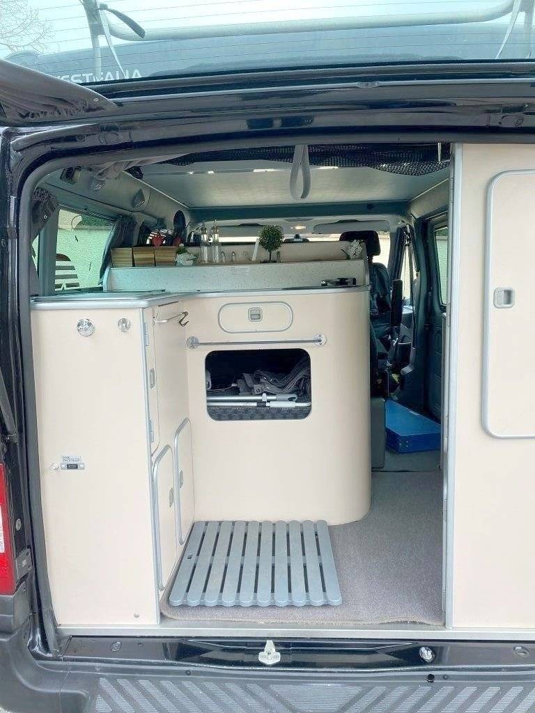 Angolo cucina Ford ford transit - Yescapa