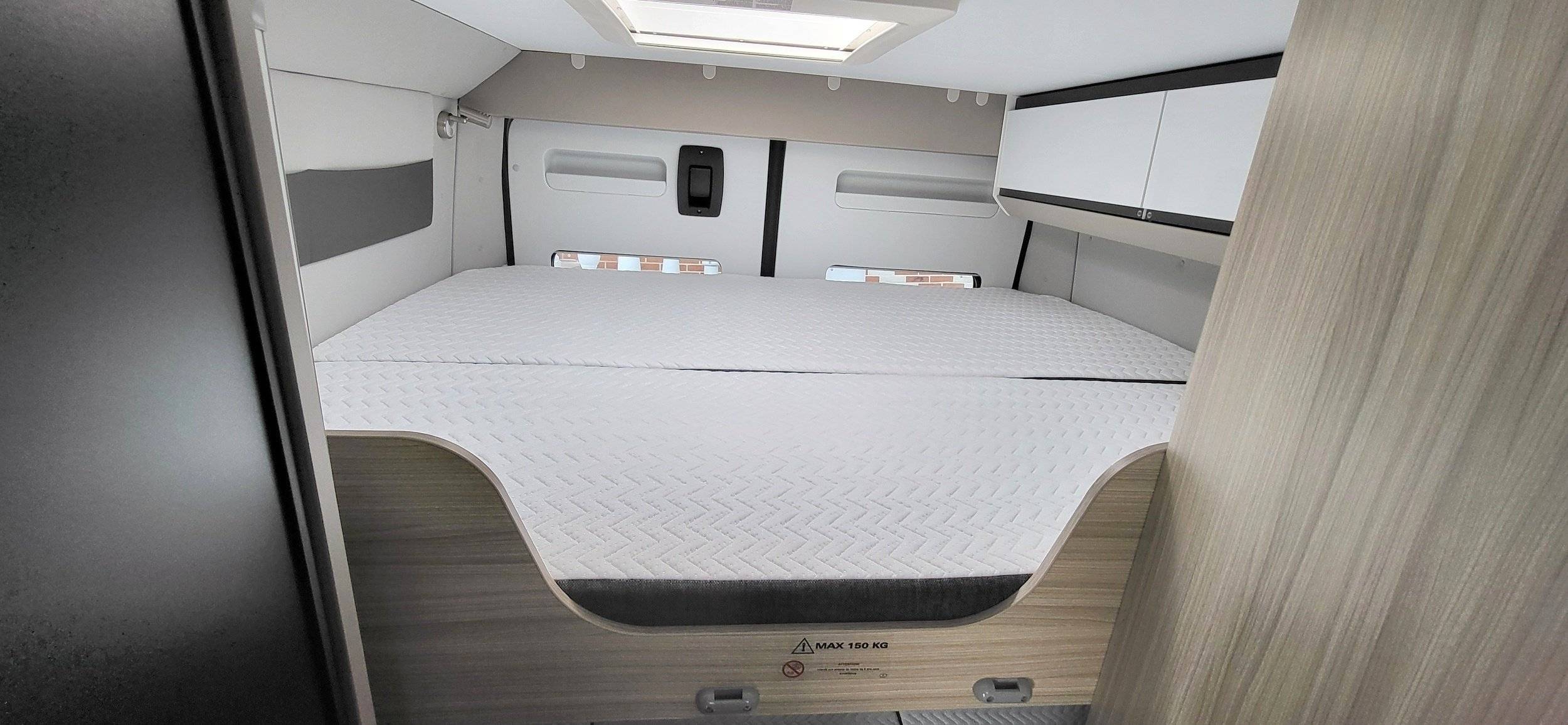 Adria Adria Twin PLUS 600 SPB Family