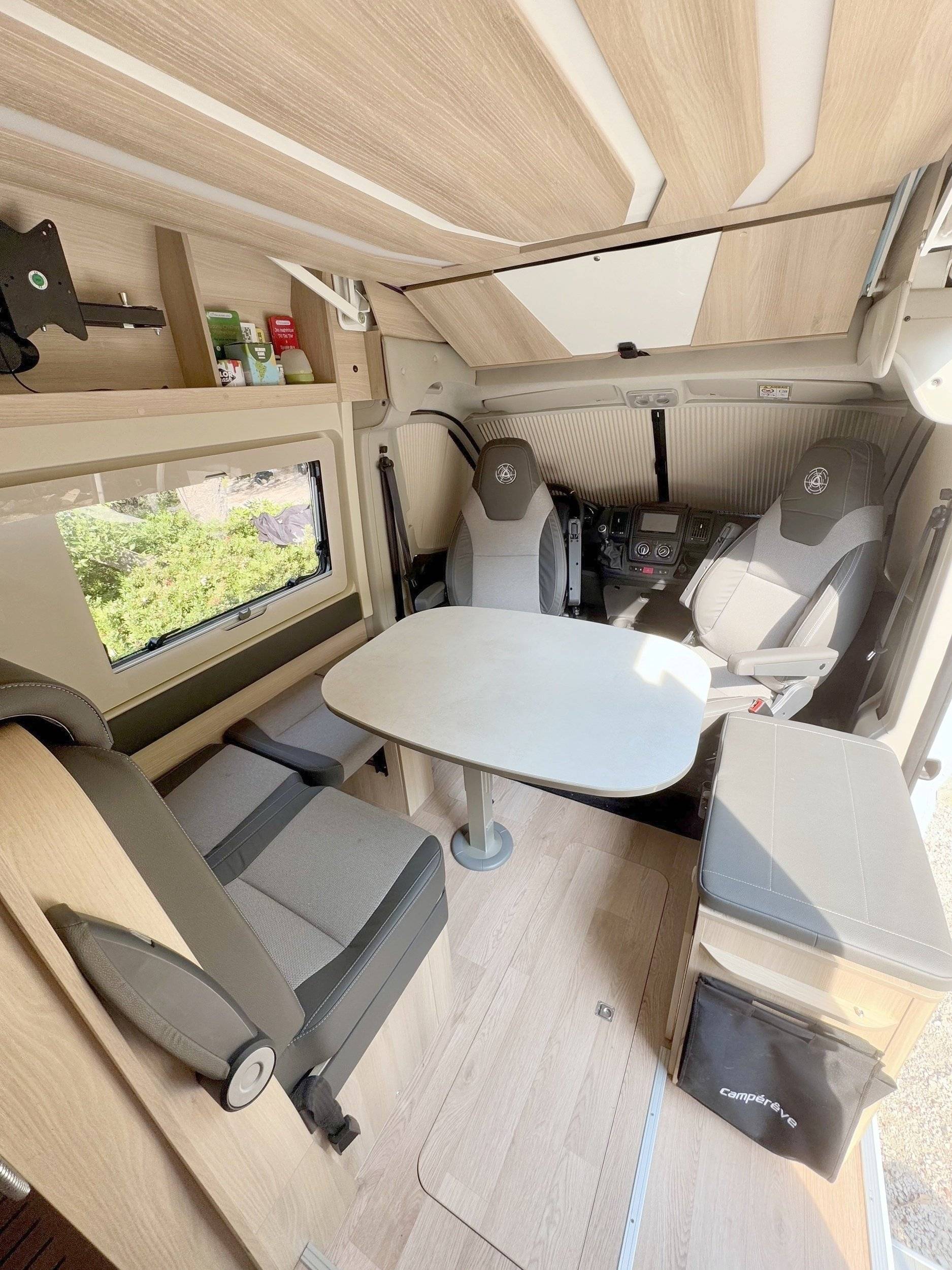 Comedor Peugeot Boxer 3 l 160 ch - Yescapa