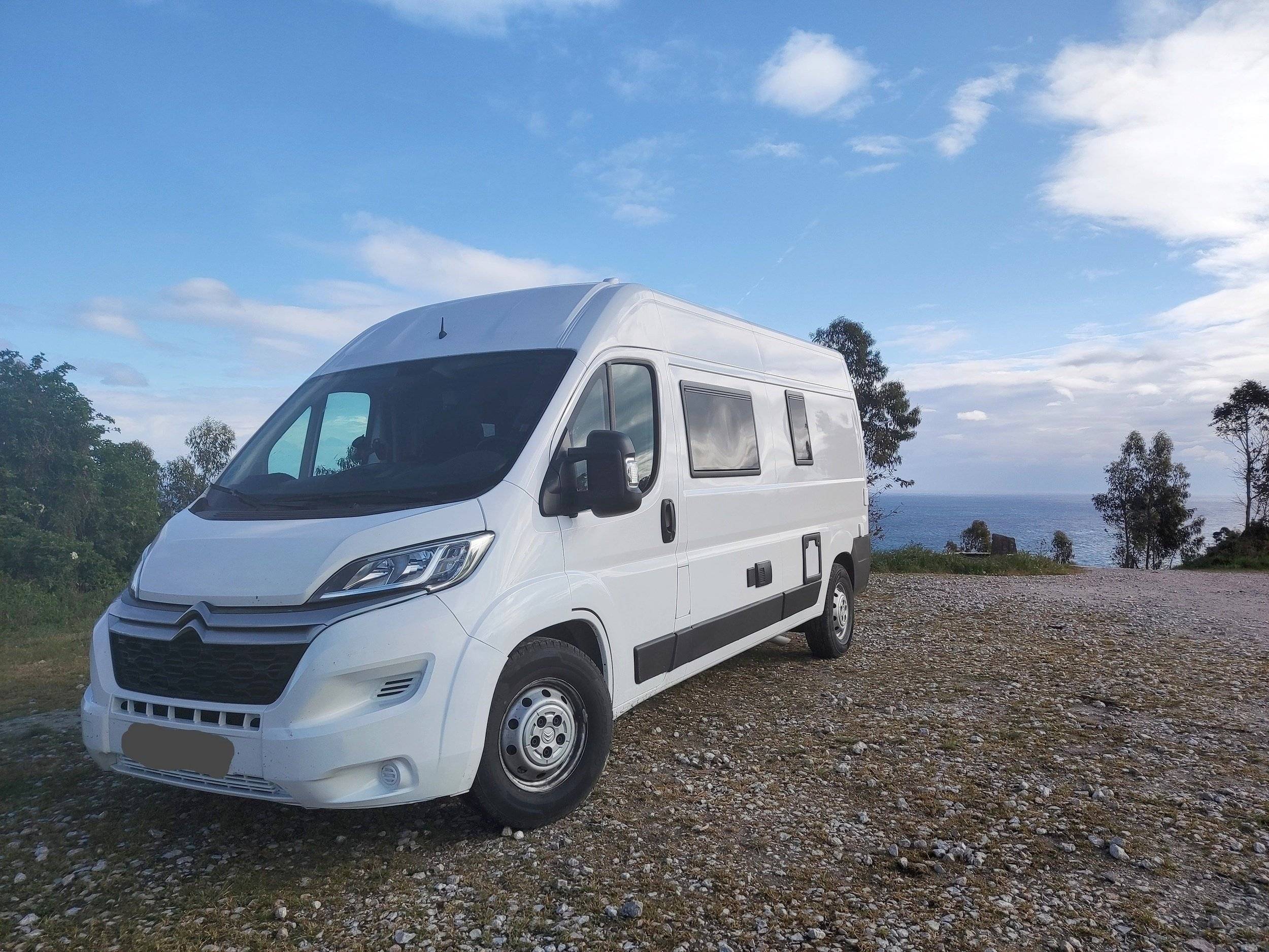 Citroën Jumper 2,0 l 130 ch blue hdi