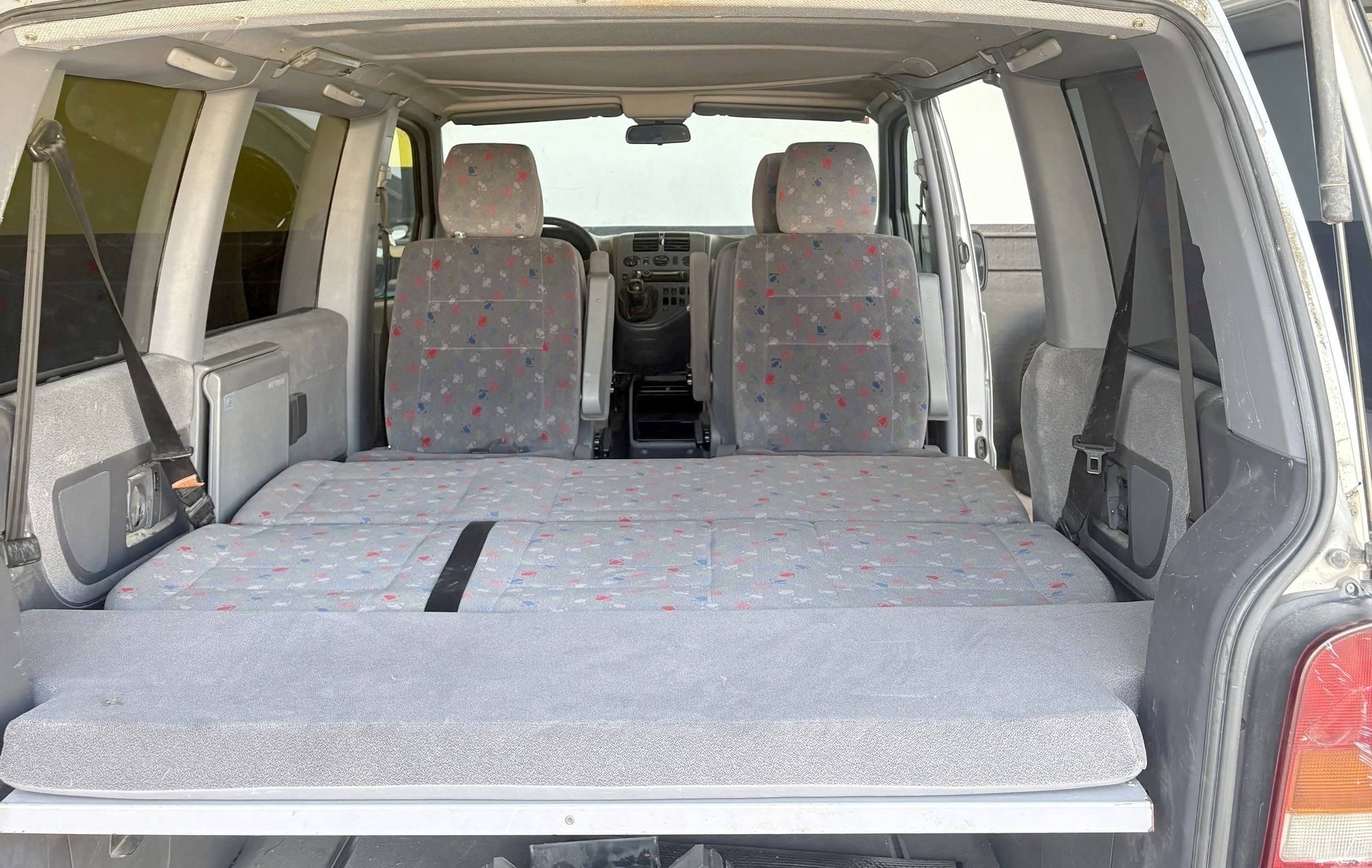 Eethoek Mercedes Vito 111 CDI 116 ch - Yescapa