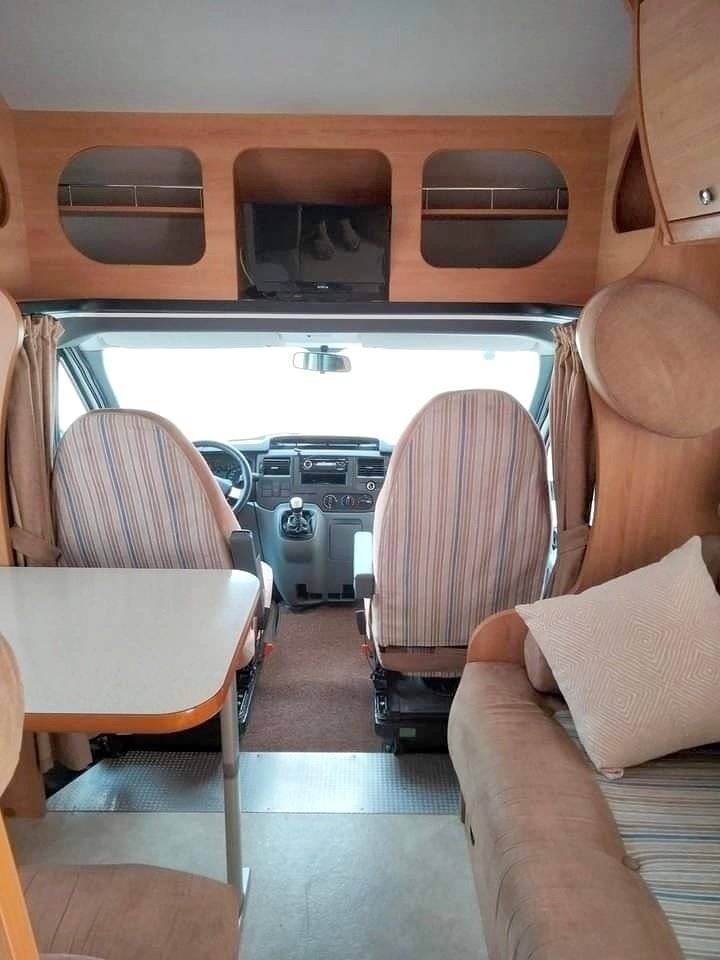 Laika Transit 2,4 l TDCi 140 ch.