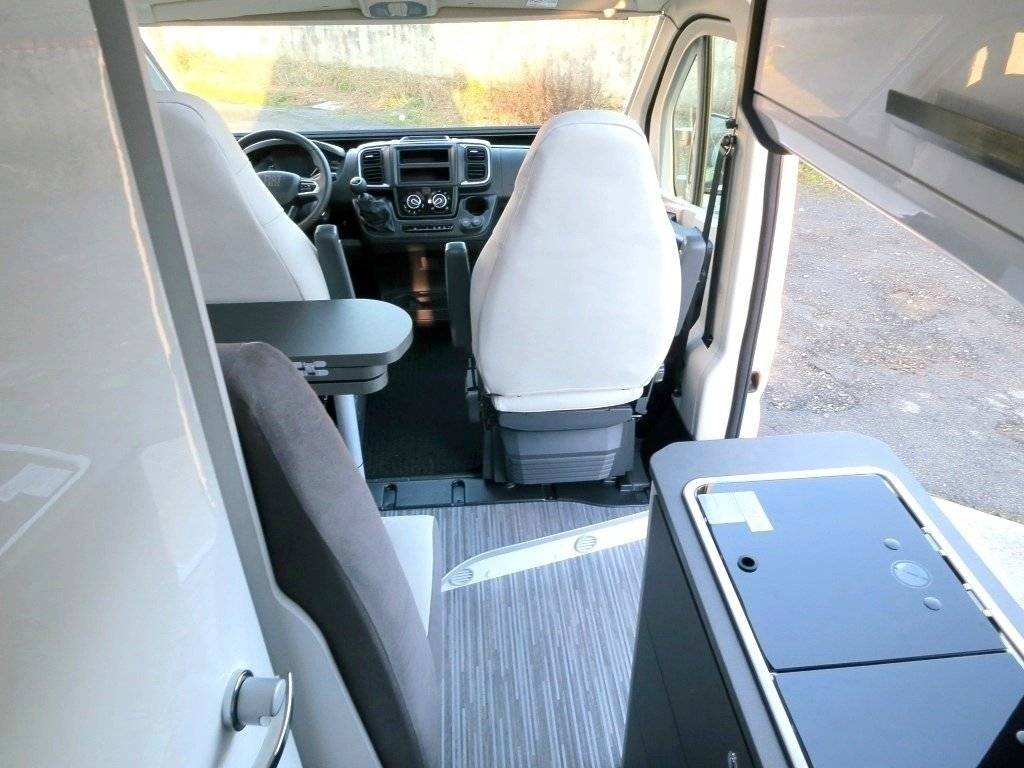 Mclouis MENFYS VAN 3 MAXI S-LINE (1)