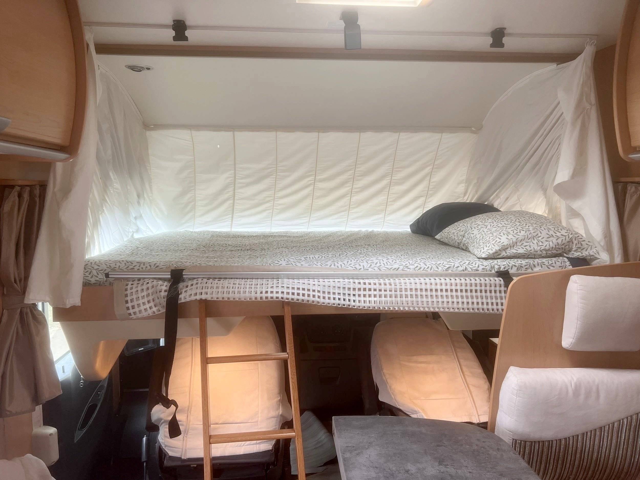 Berth Fiat Ducato 2,3 l Multijet 130 ch. - Yescapa