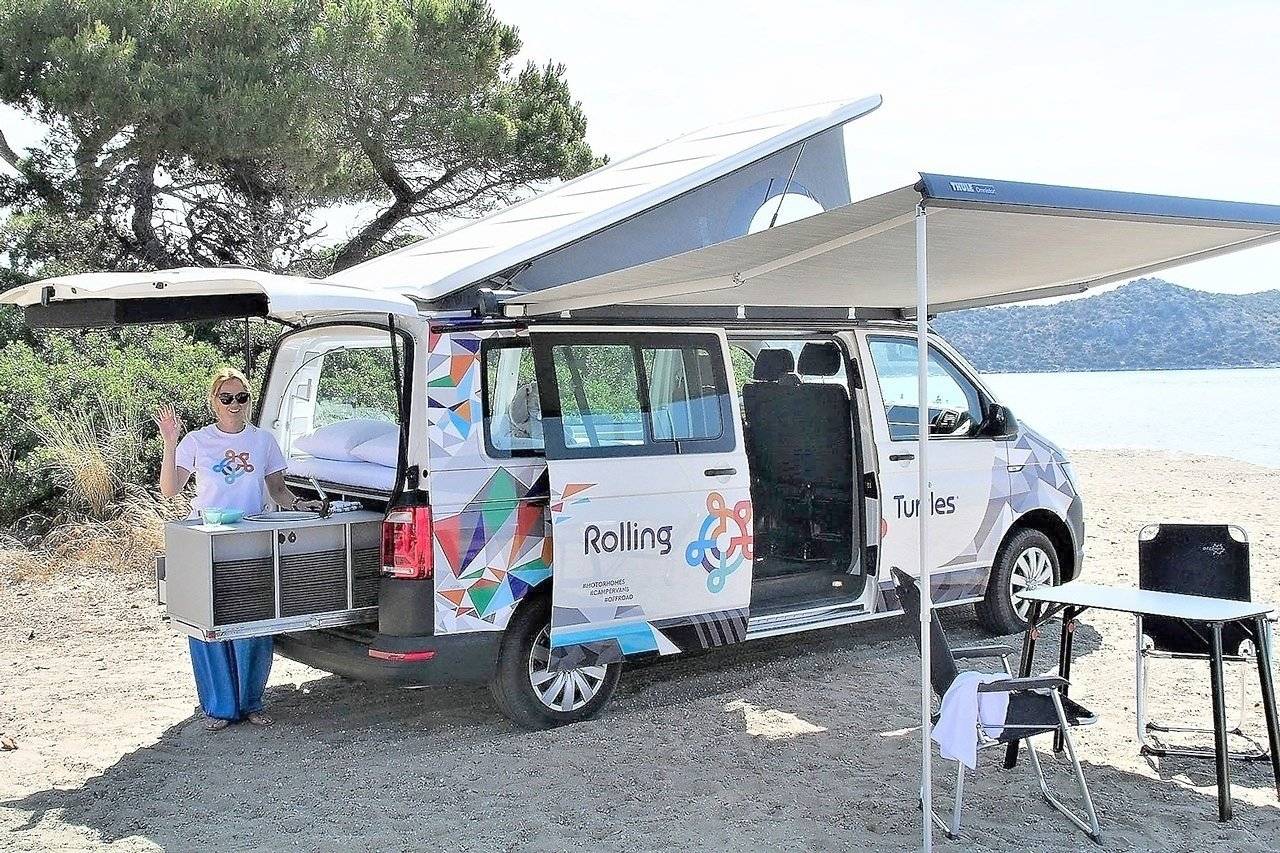 Volkswagen T6 with Raising Roof