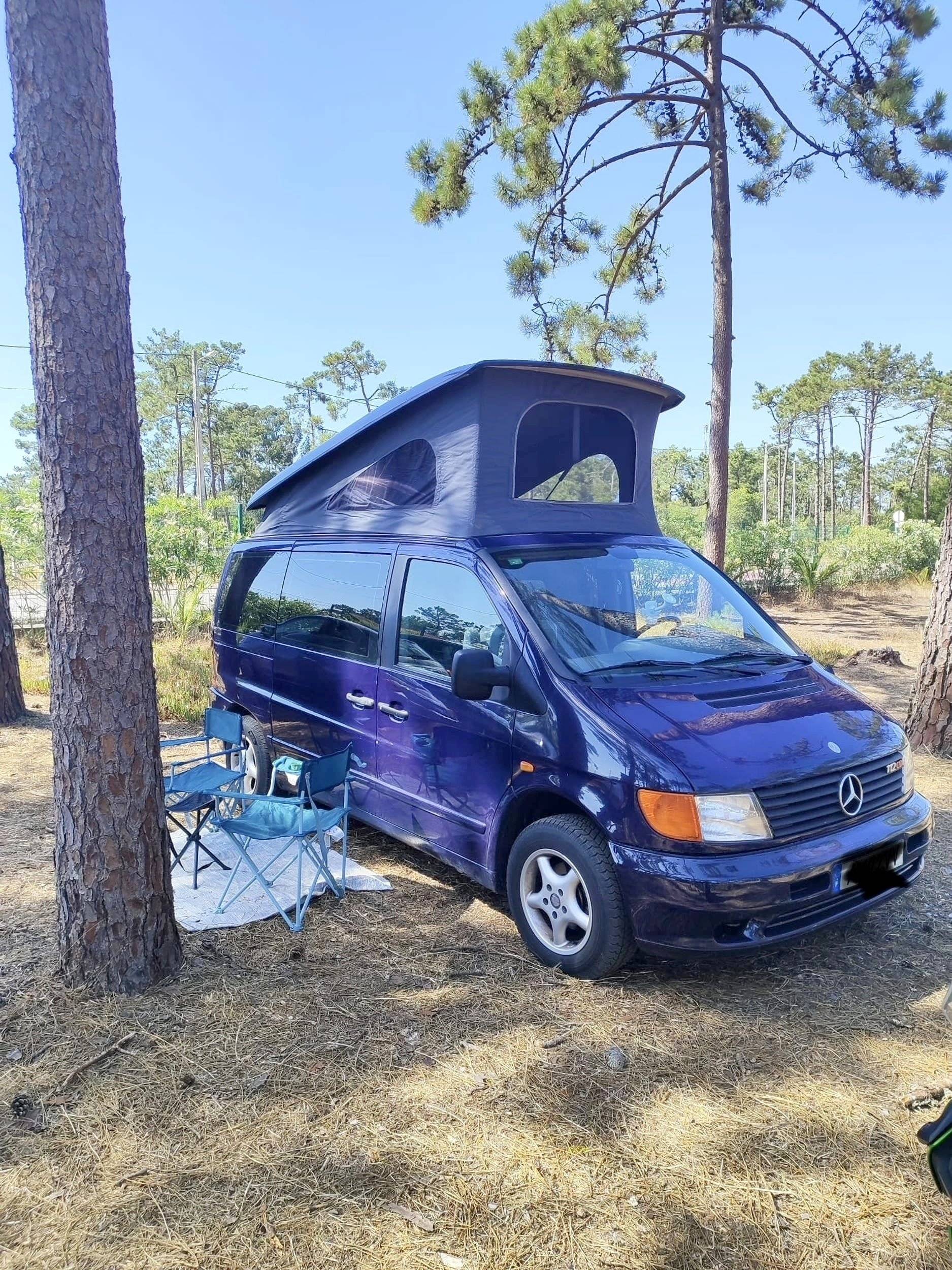 Voorkant 3/4 Mercedes Vito 112 CDI - Yescapa