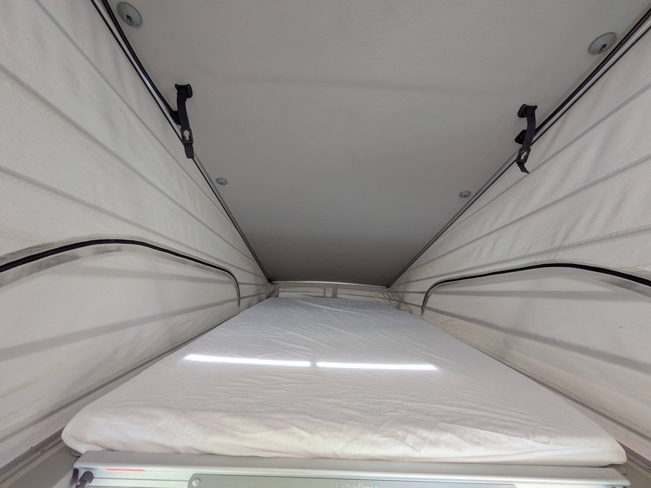 Couchages Mercedes viano marco polo - Yescapa