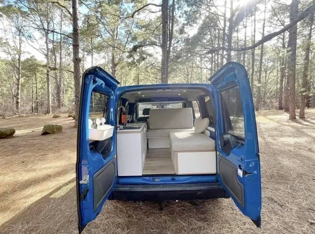 Slaapplaatsen Ford Transit connect - Yescapa