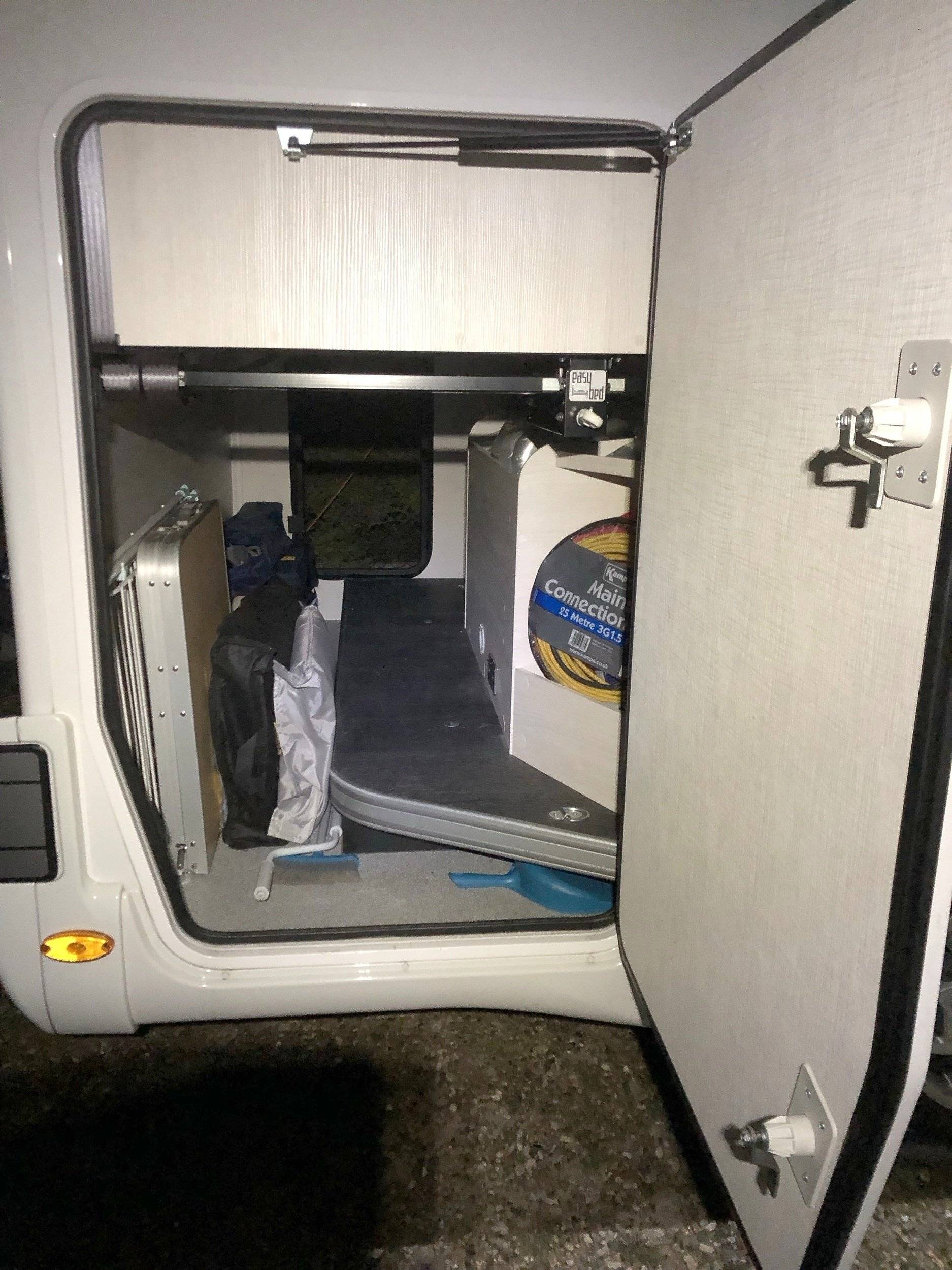 Challenger Challenger VIP C194