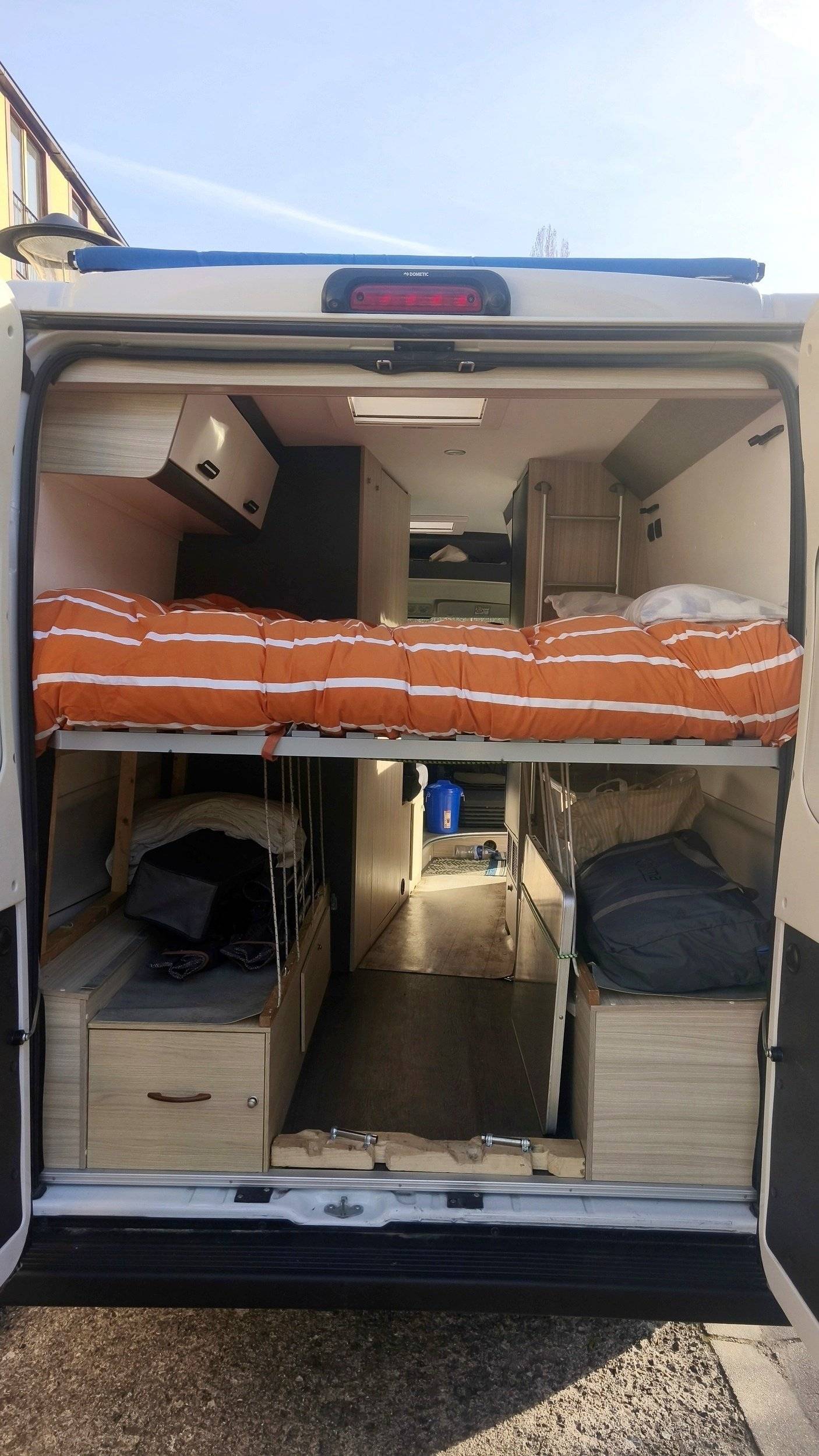 Couchages Citroën Jumper 2,2 l 150 ch - Yescapa