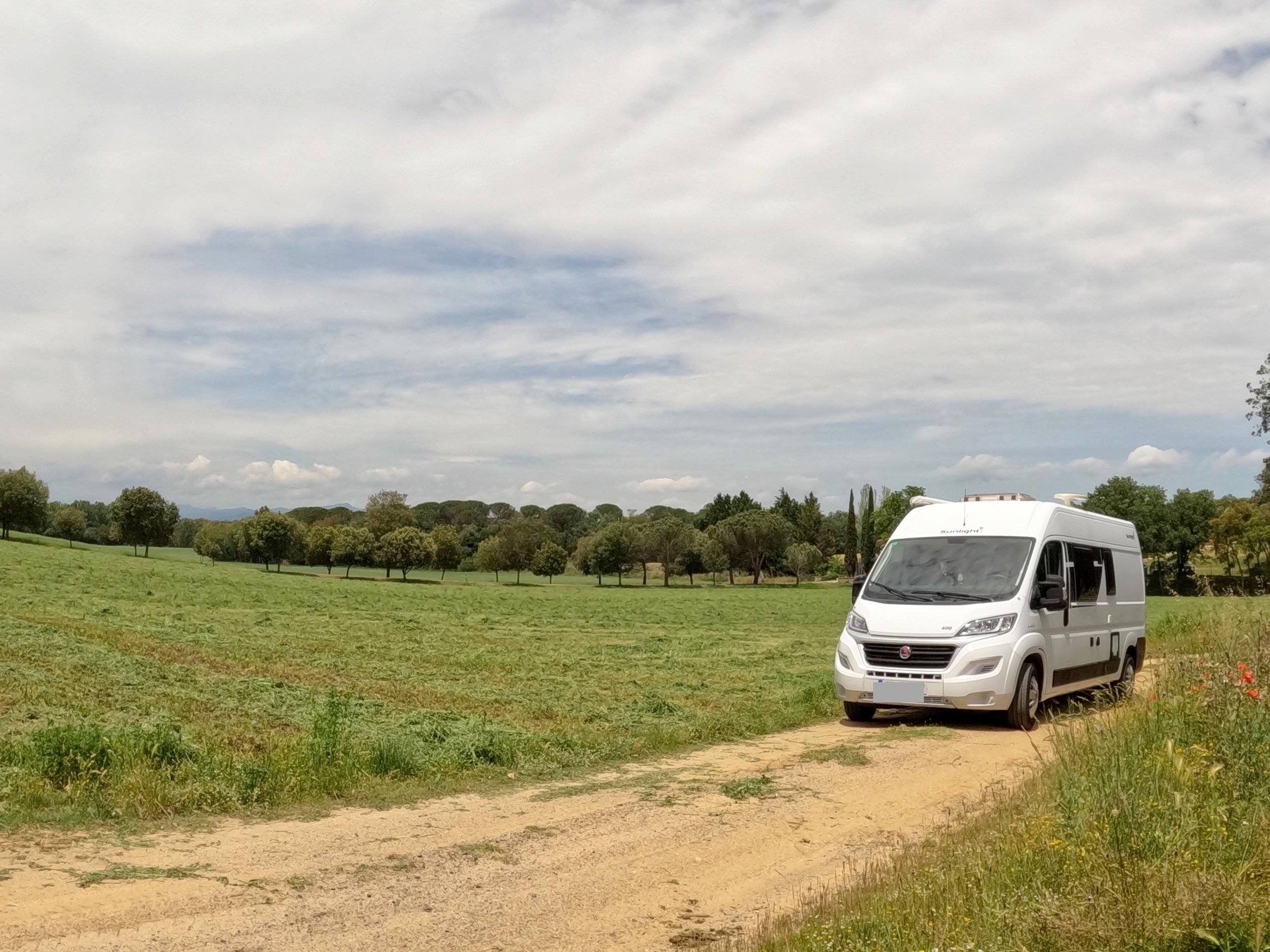 Sunlight Sunlight Cliff 600