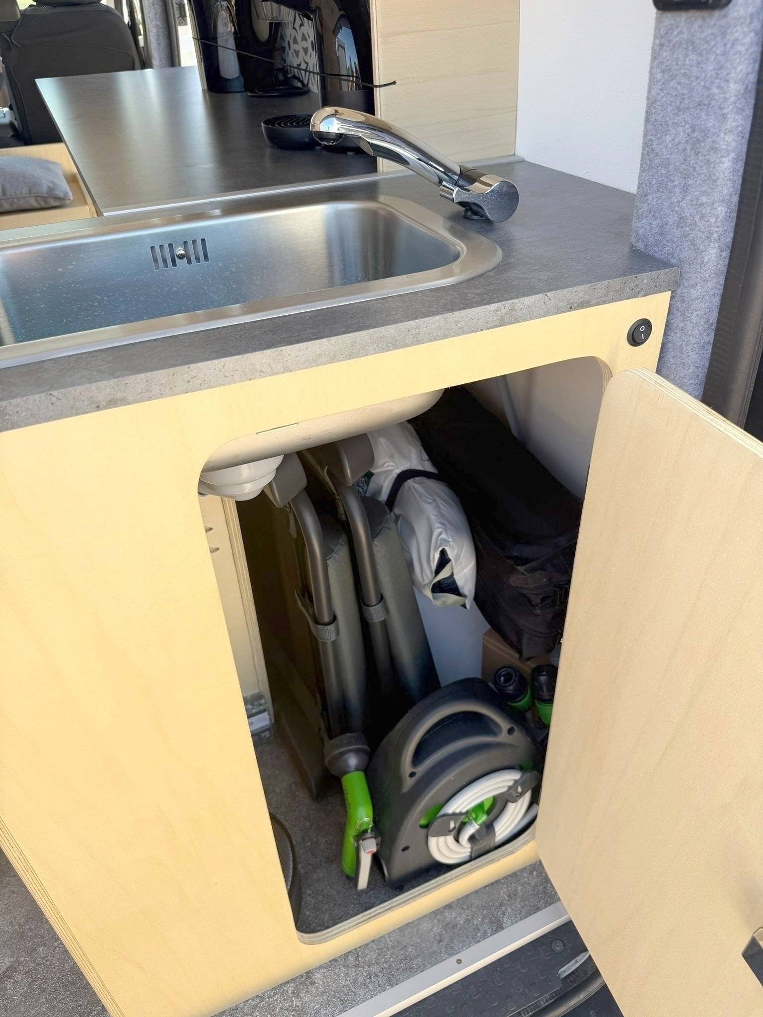 Aménagement personnel RENAULT TRAFIC III 145 GRAND CONFORT ENERGY