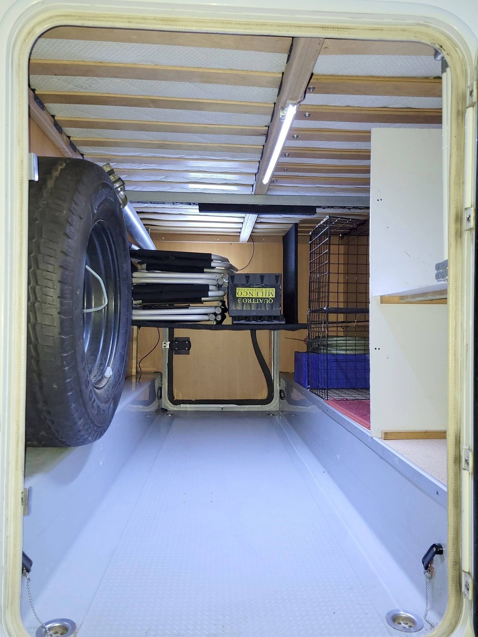 Pilote Aventura A710