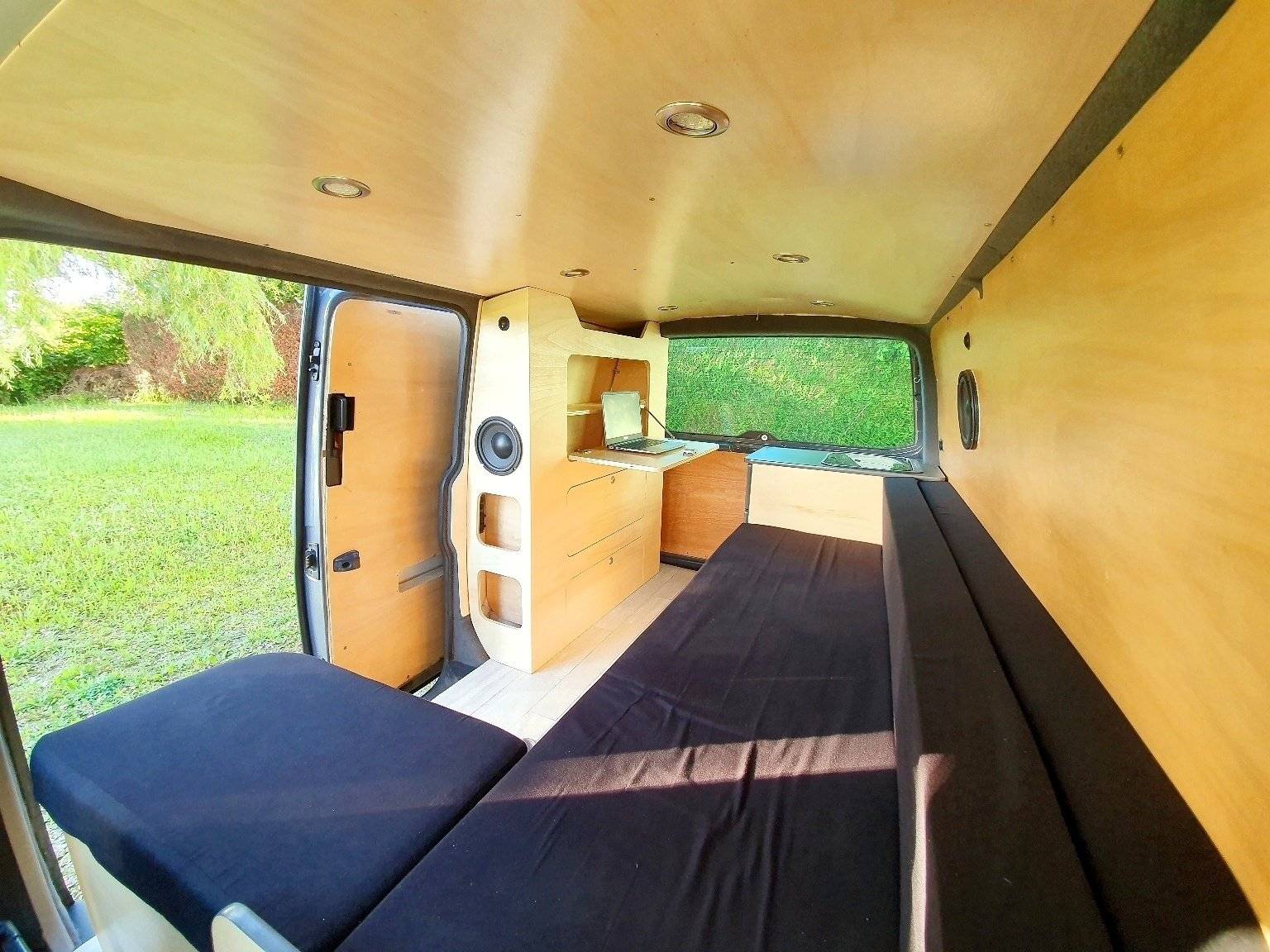 Volkswagen T5 2 l 140 ch