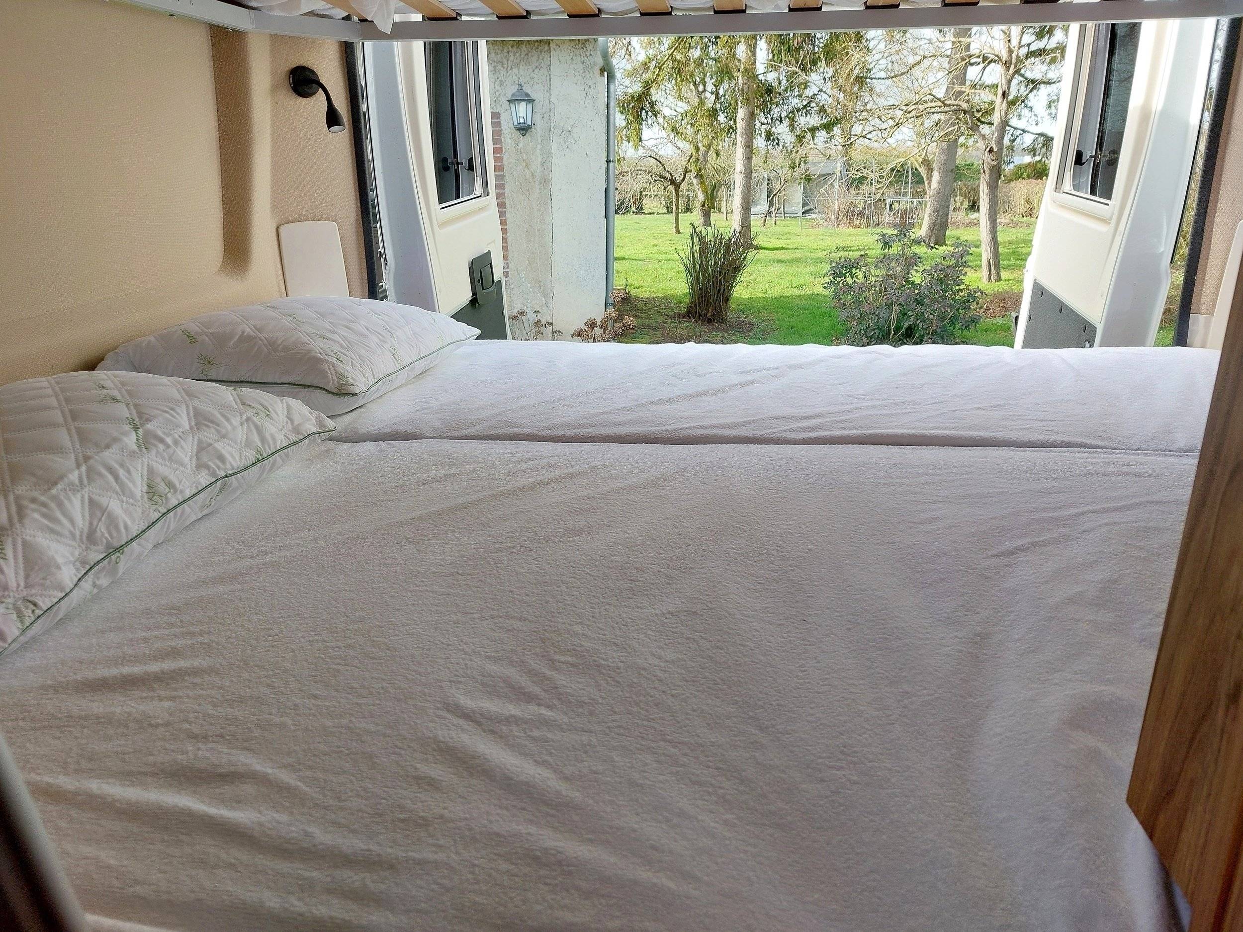 Font Vendôme font vendôme leader camp