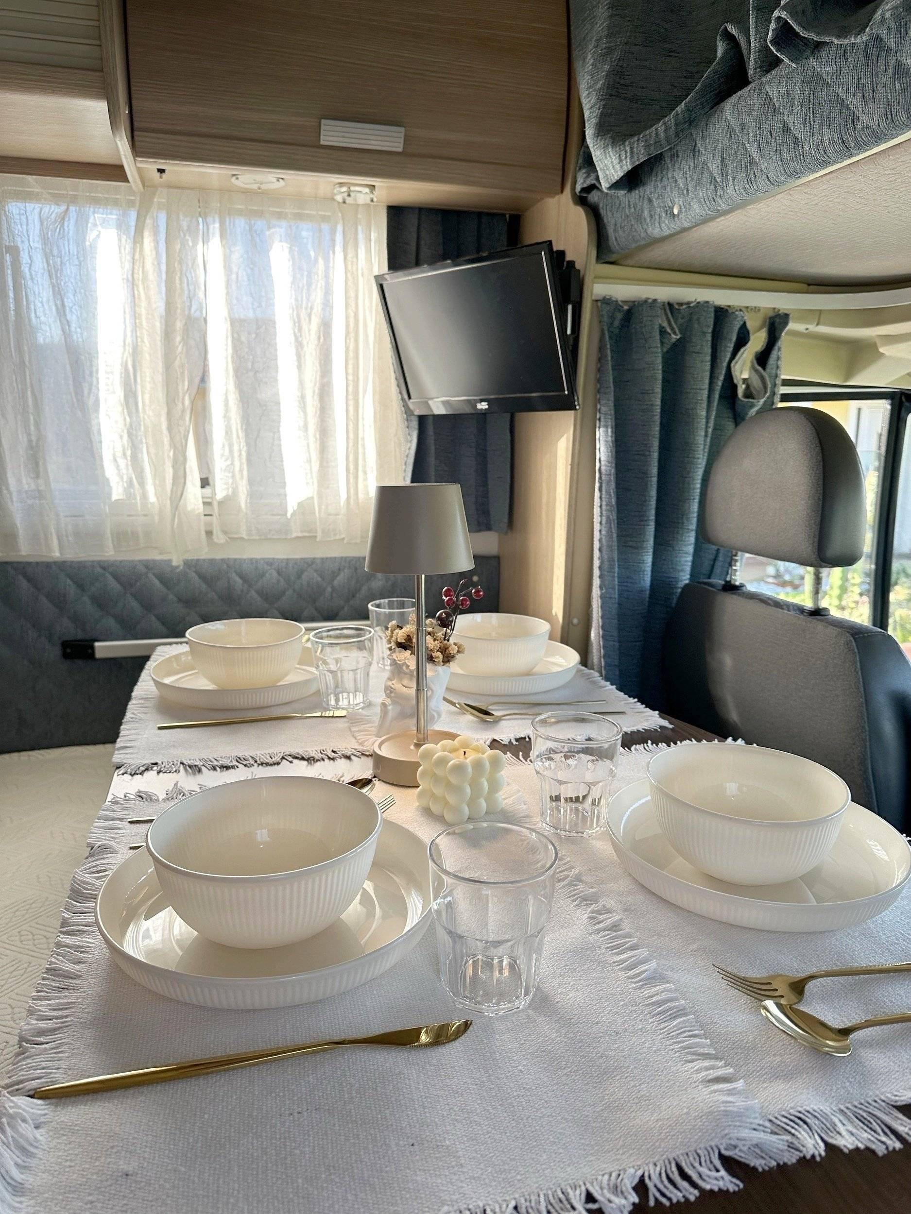 Rimor Transit 2,4 l TDCi 140 ch.