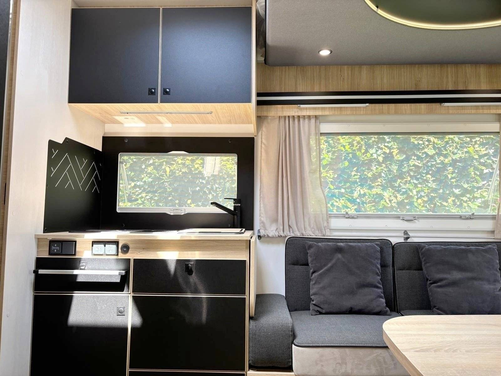 Kitchenette Ford - Yescapa