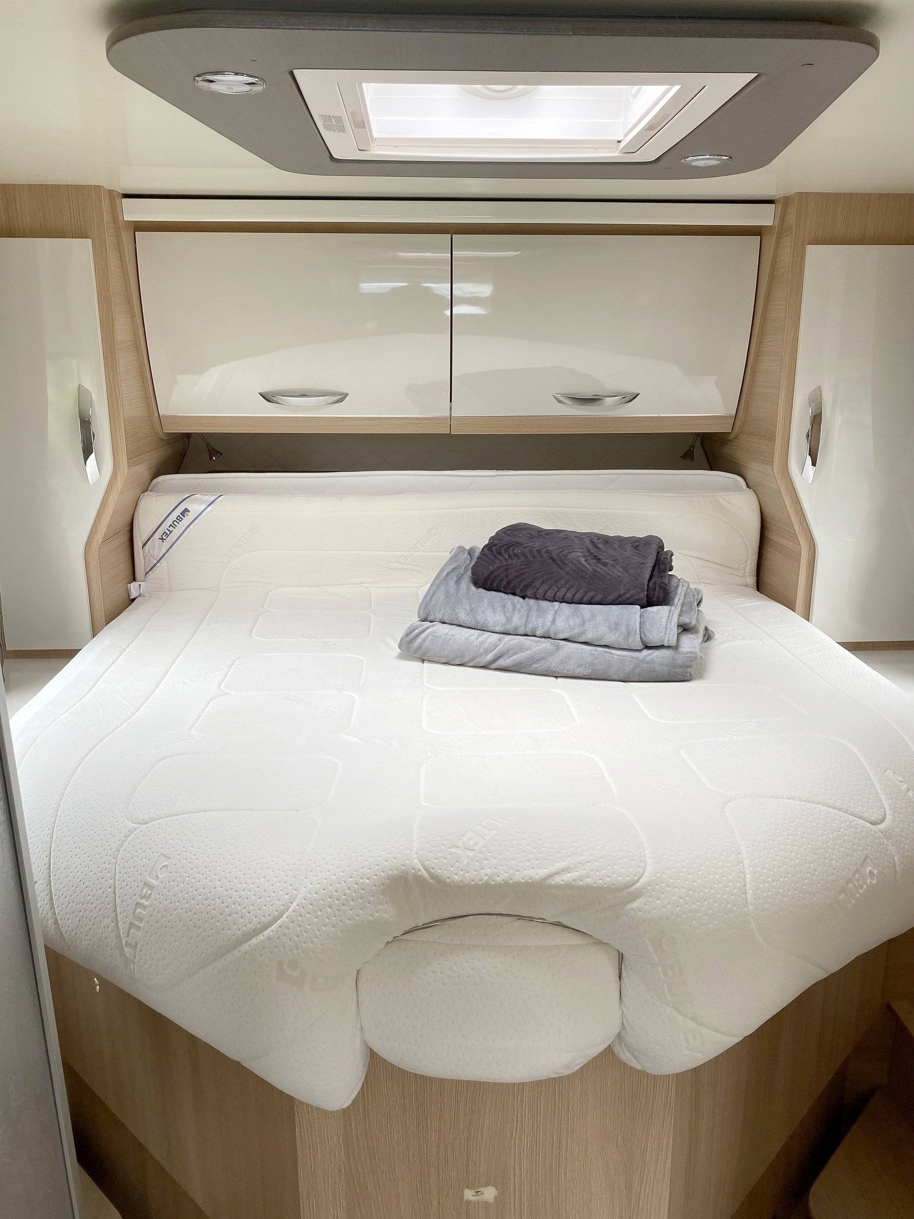 Mclouis NEVIS 372G pack S