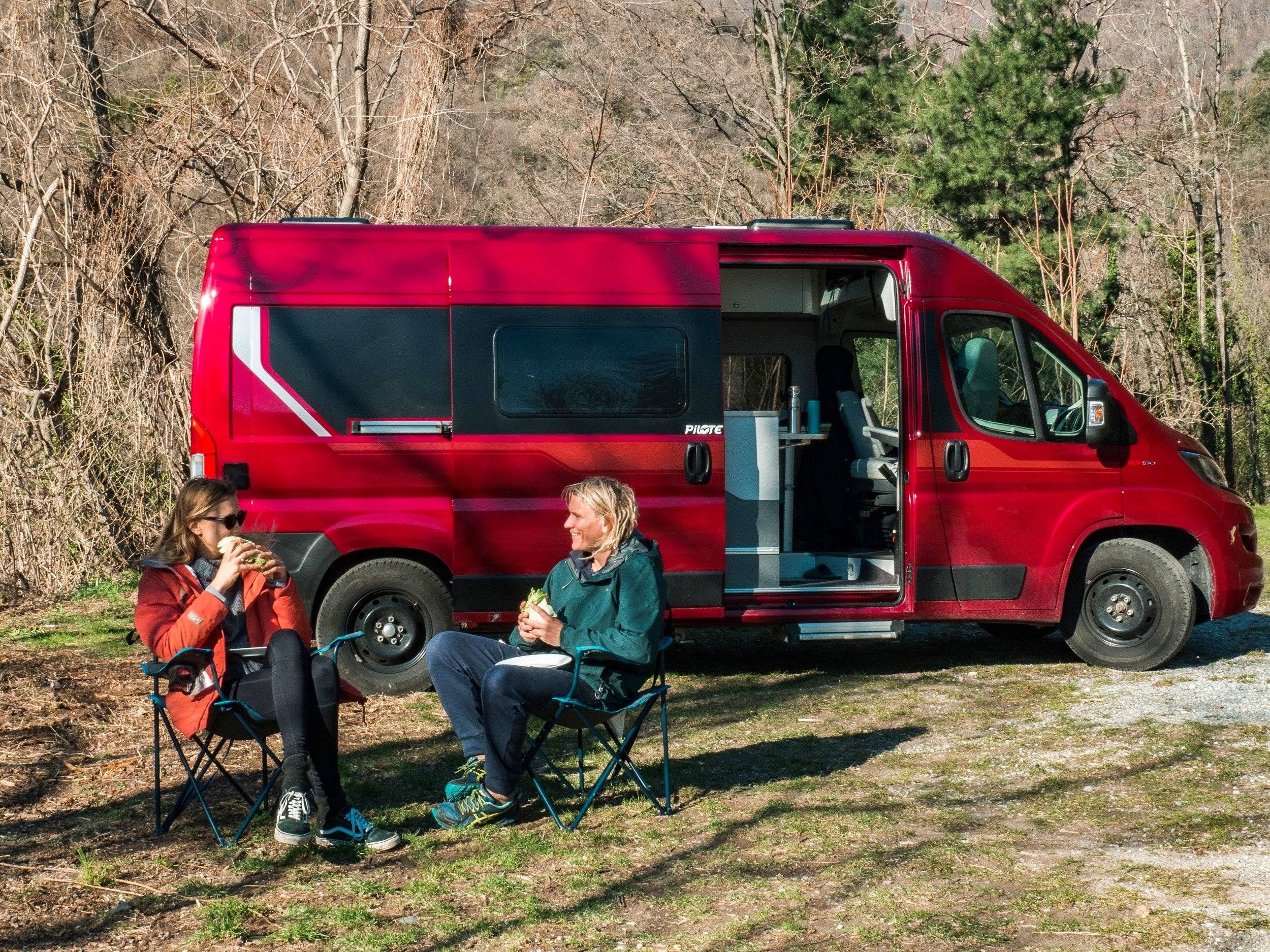 Location de camping car a Saint Andre de Cubzac et aux alentours Goboony