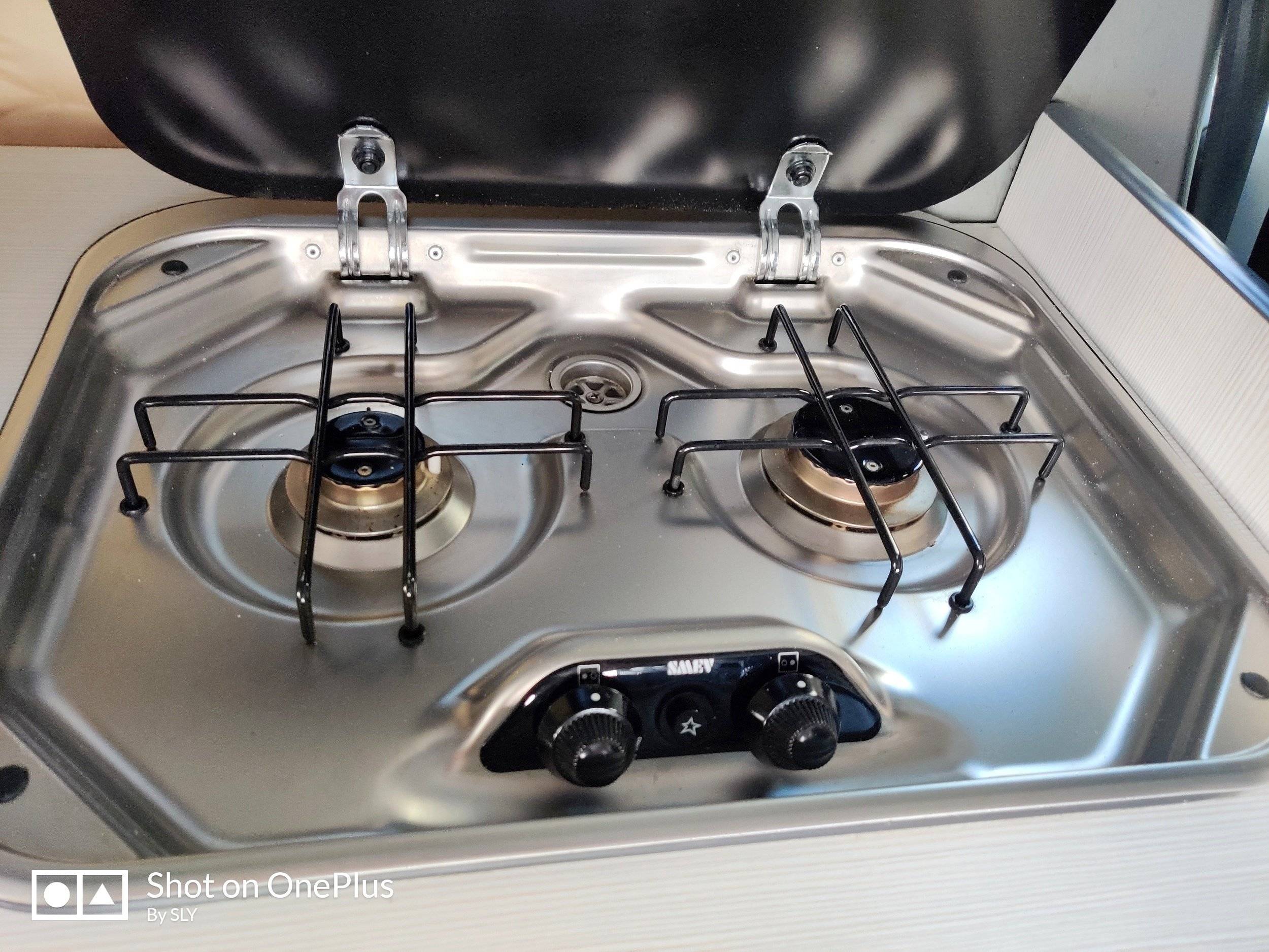 Narbonne Trafic L2H1 2 l 140 ch