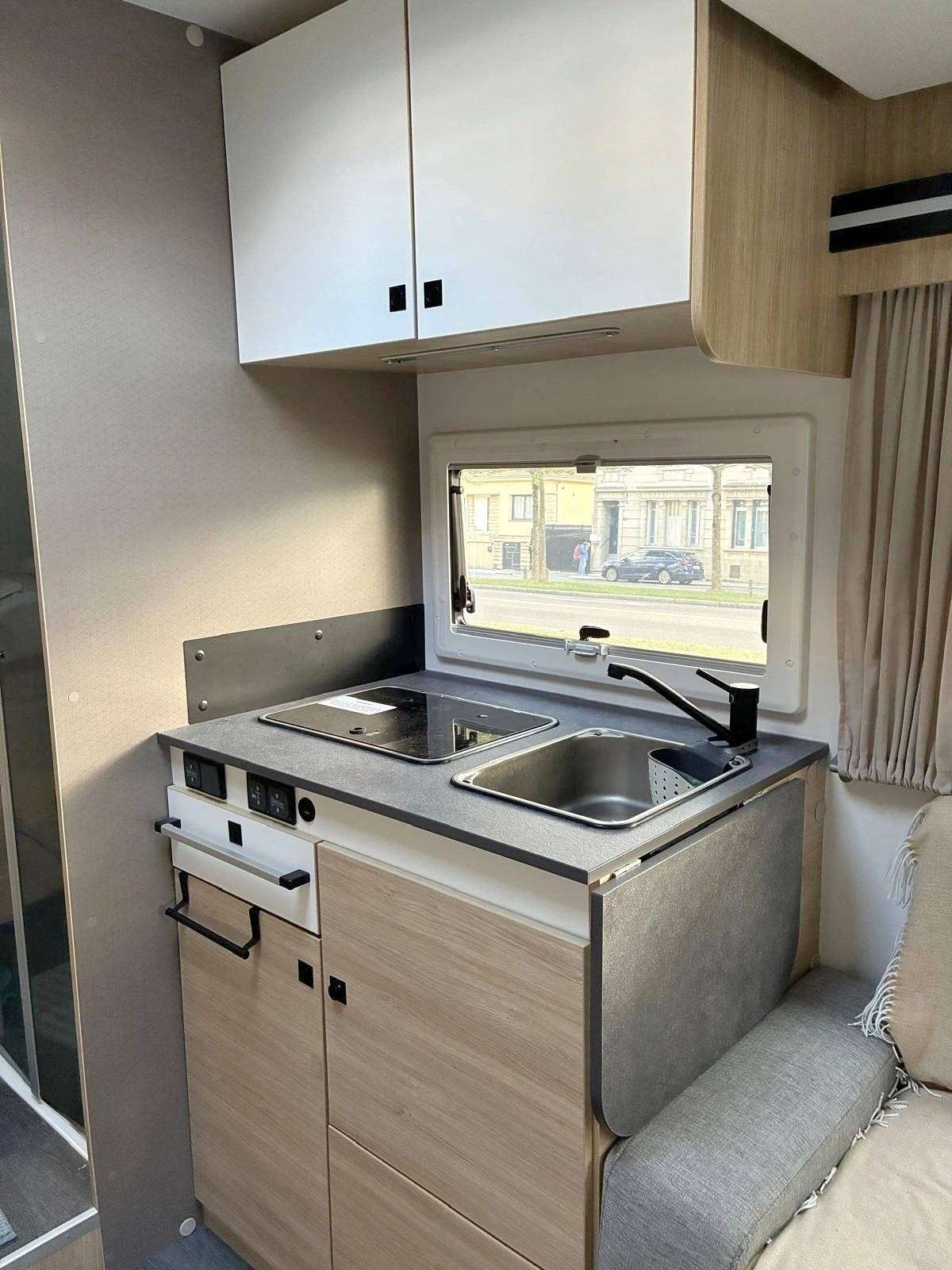 Chausson 720 First Line