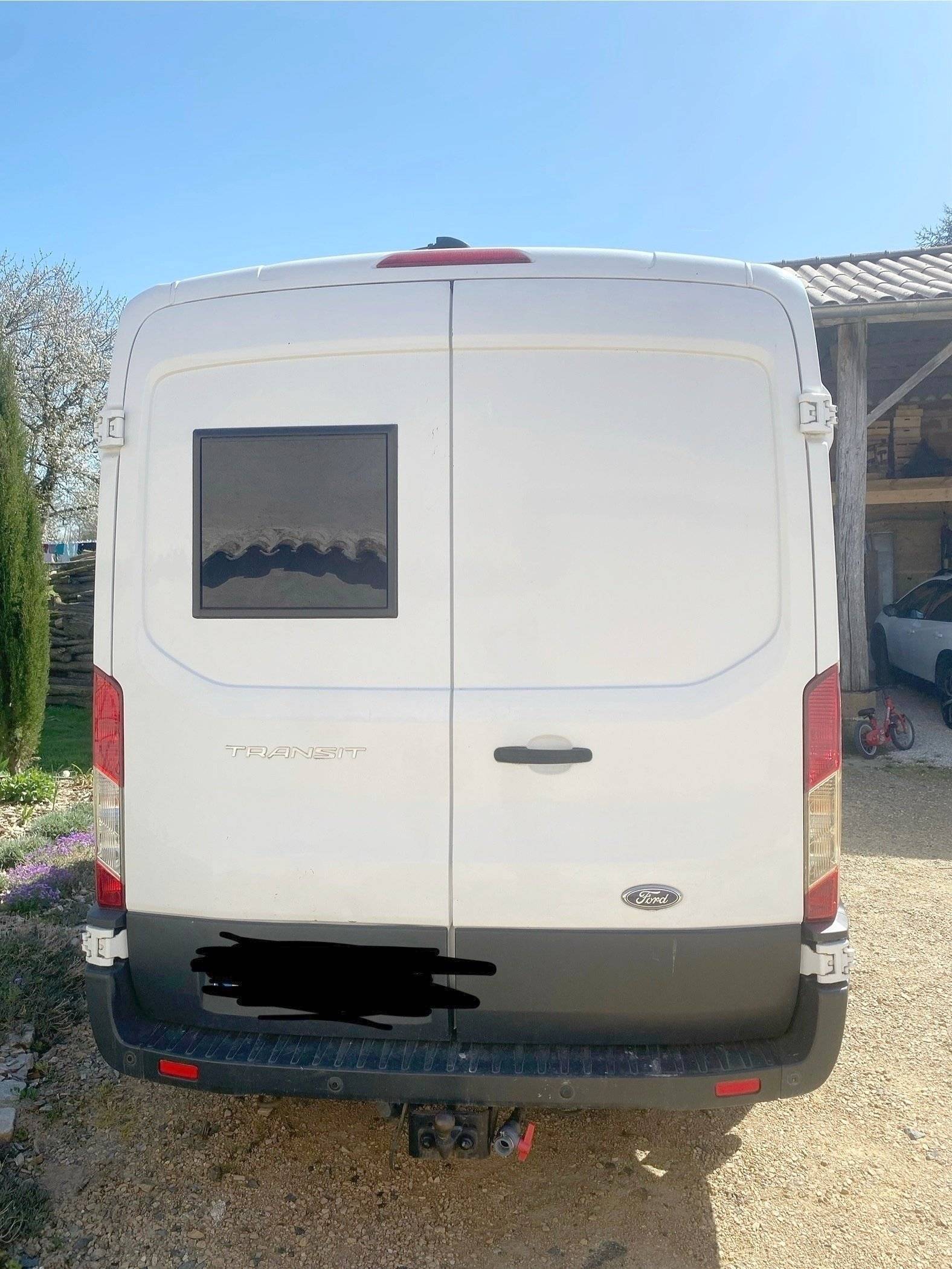 Laure’D FORD TRANSIT