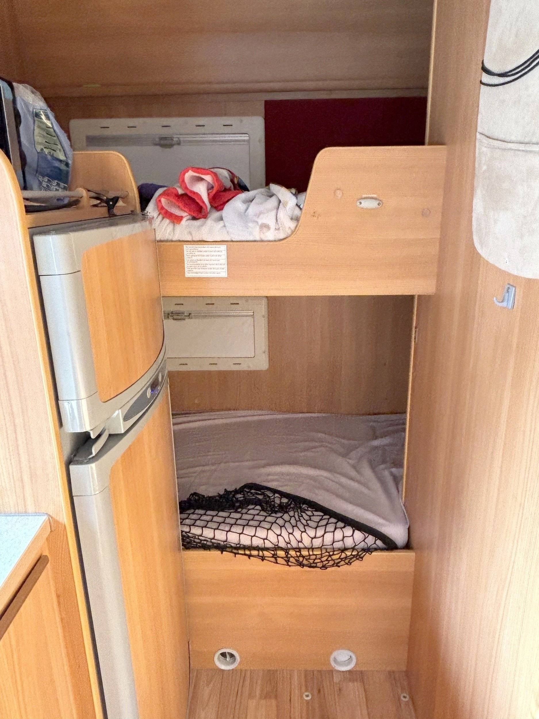 Challenger ford transit