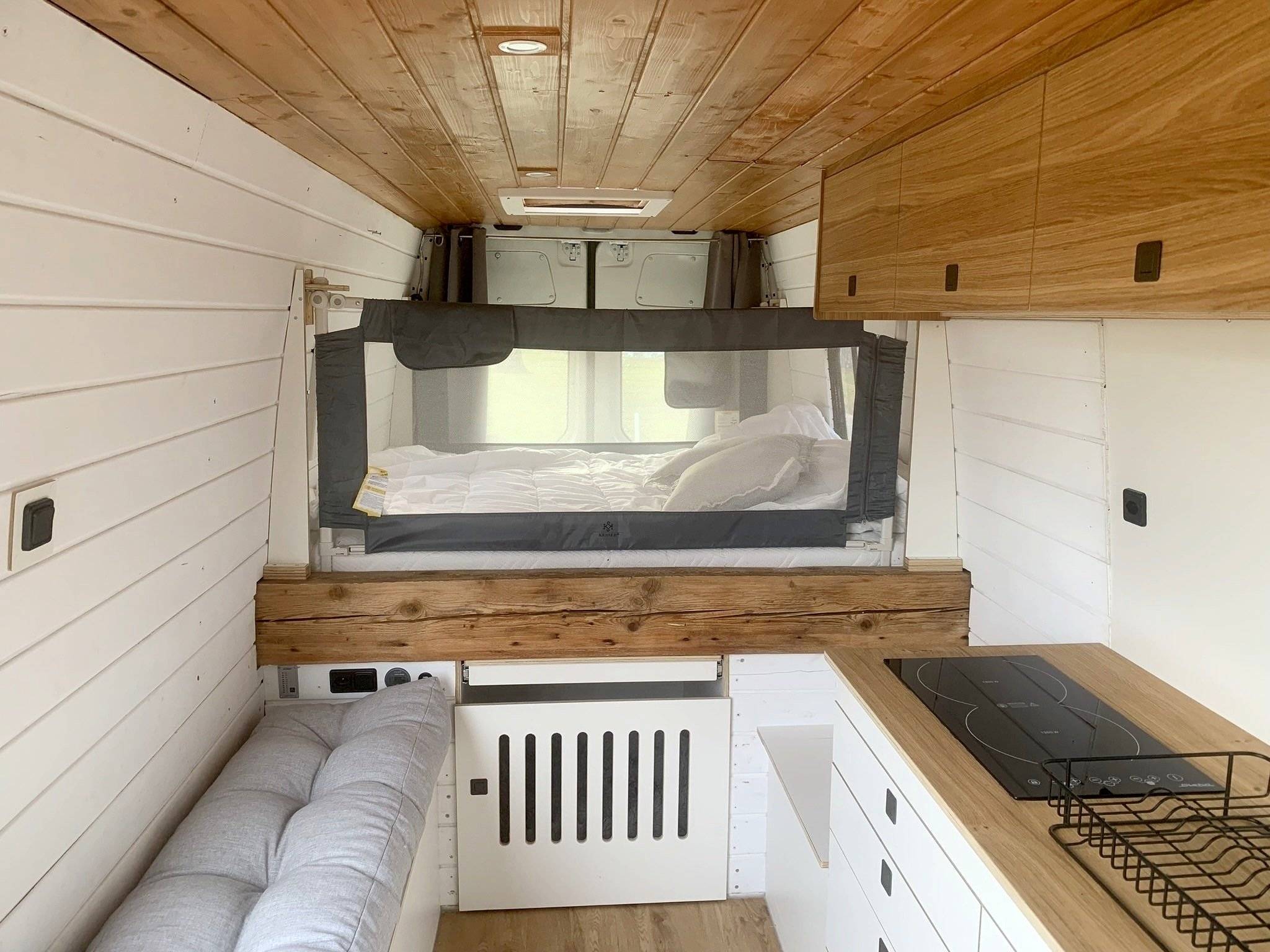 Volkswagen Volkswagen Crafter 35 mittel L2H2 Hochdach Express Profi