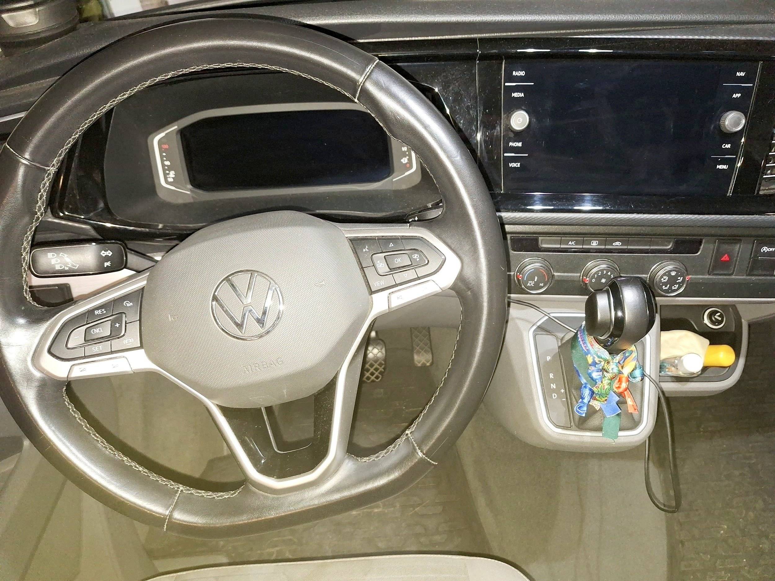 Poste de conduite Volkswagen VOLKSWAGEN CALIFORNIA - Yescapa