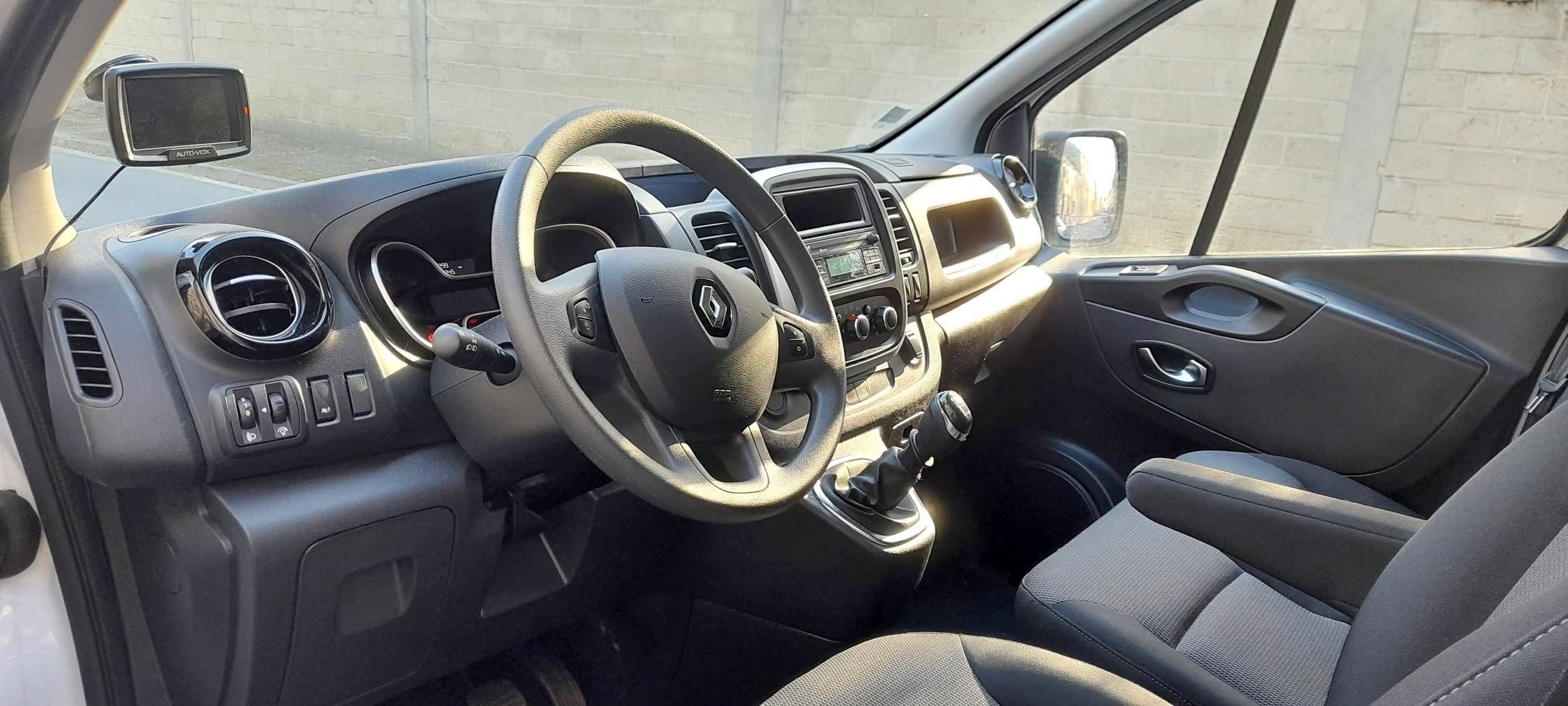 Renault Trafic 2 l 120 ch