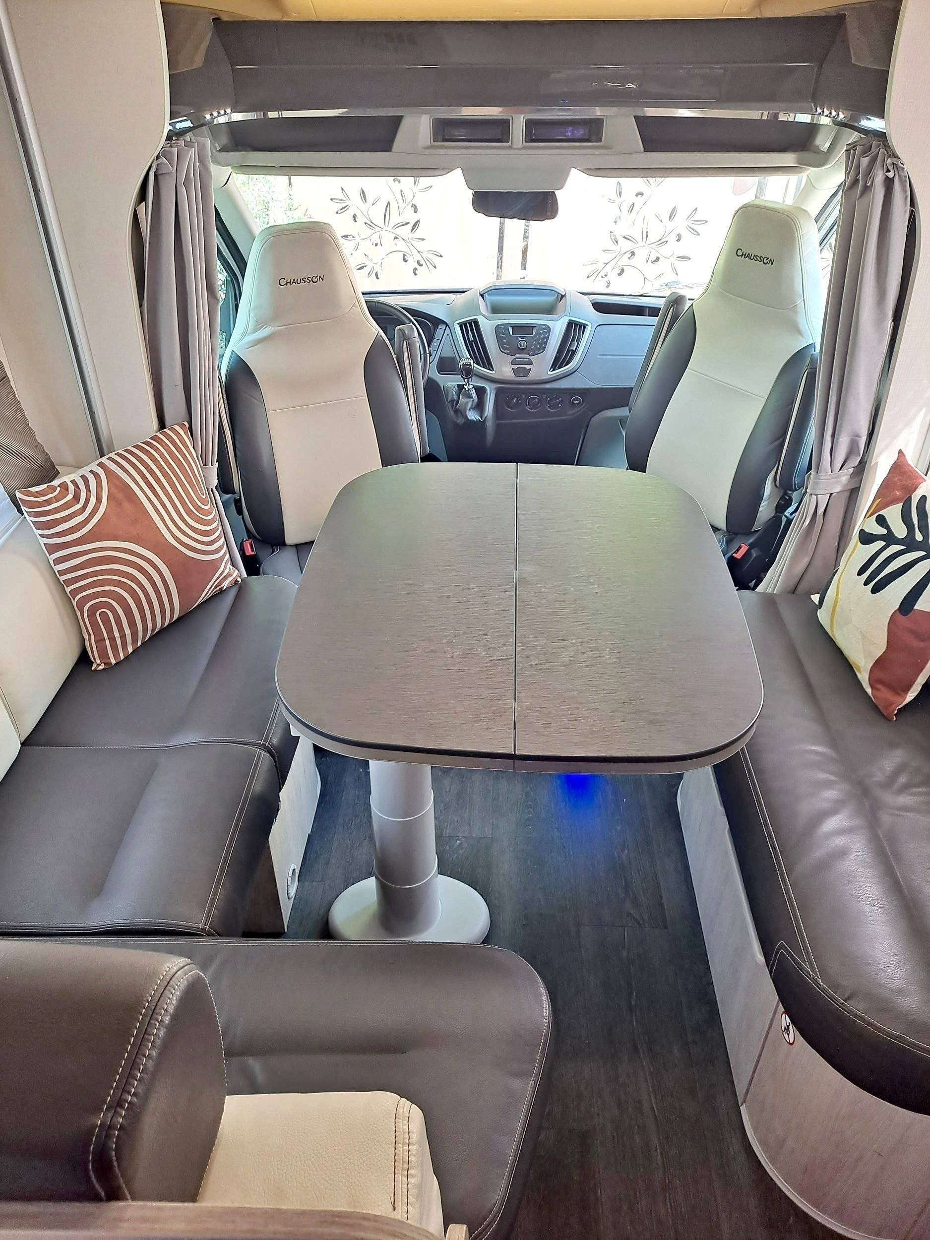 Essecke Ford Transit 2,0 l 170 ch - Yescapa