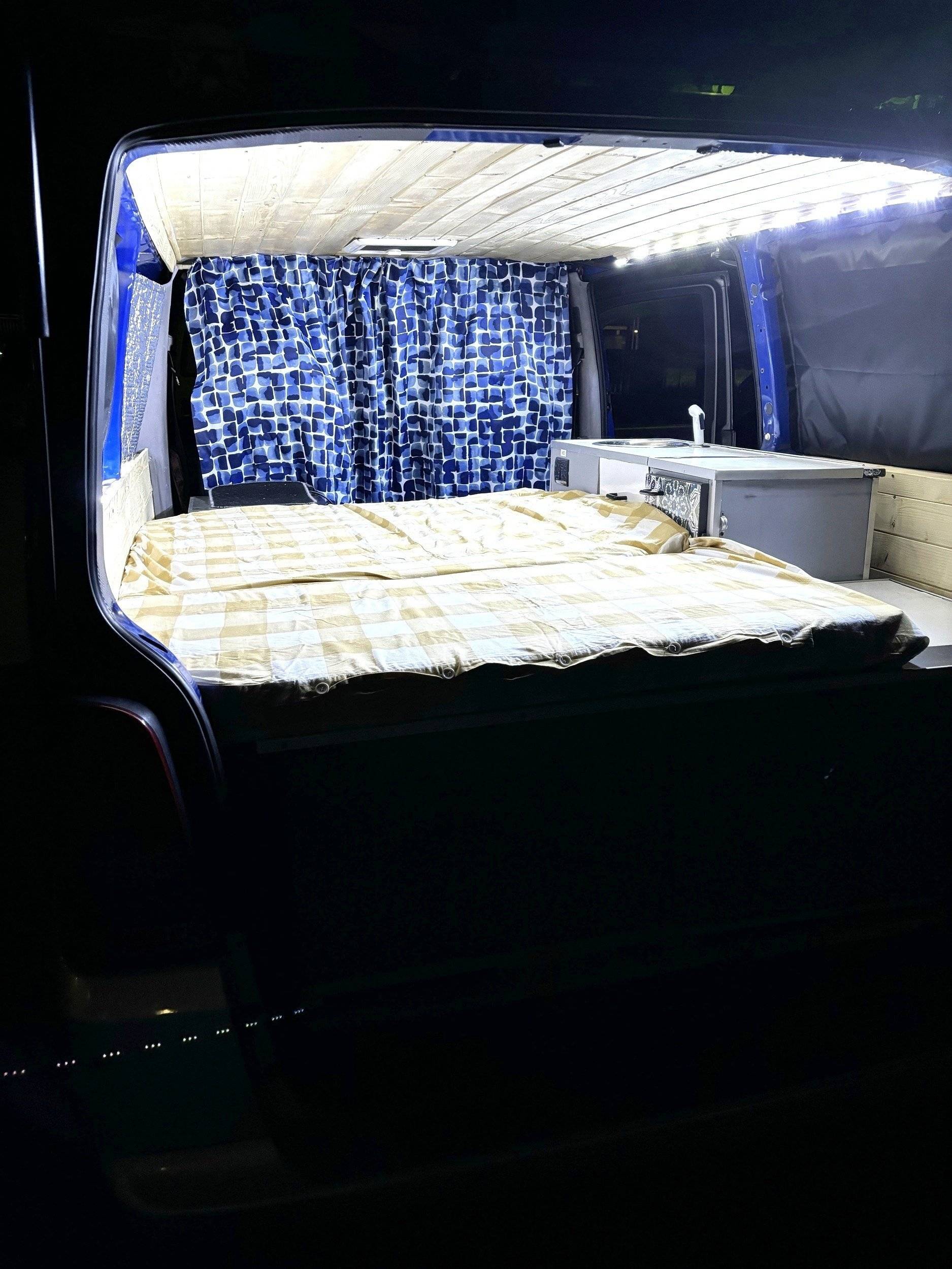 Couchages Mercedes Mercedes vito - Yescapa