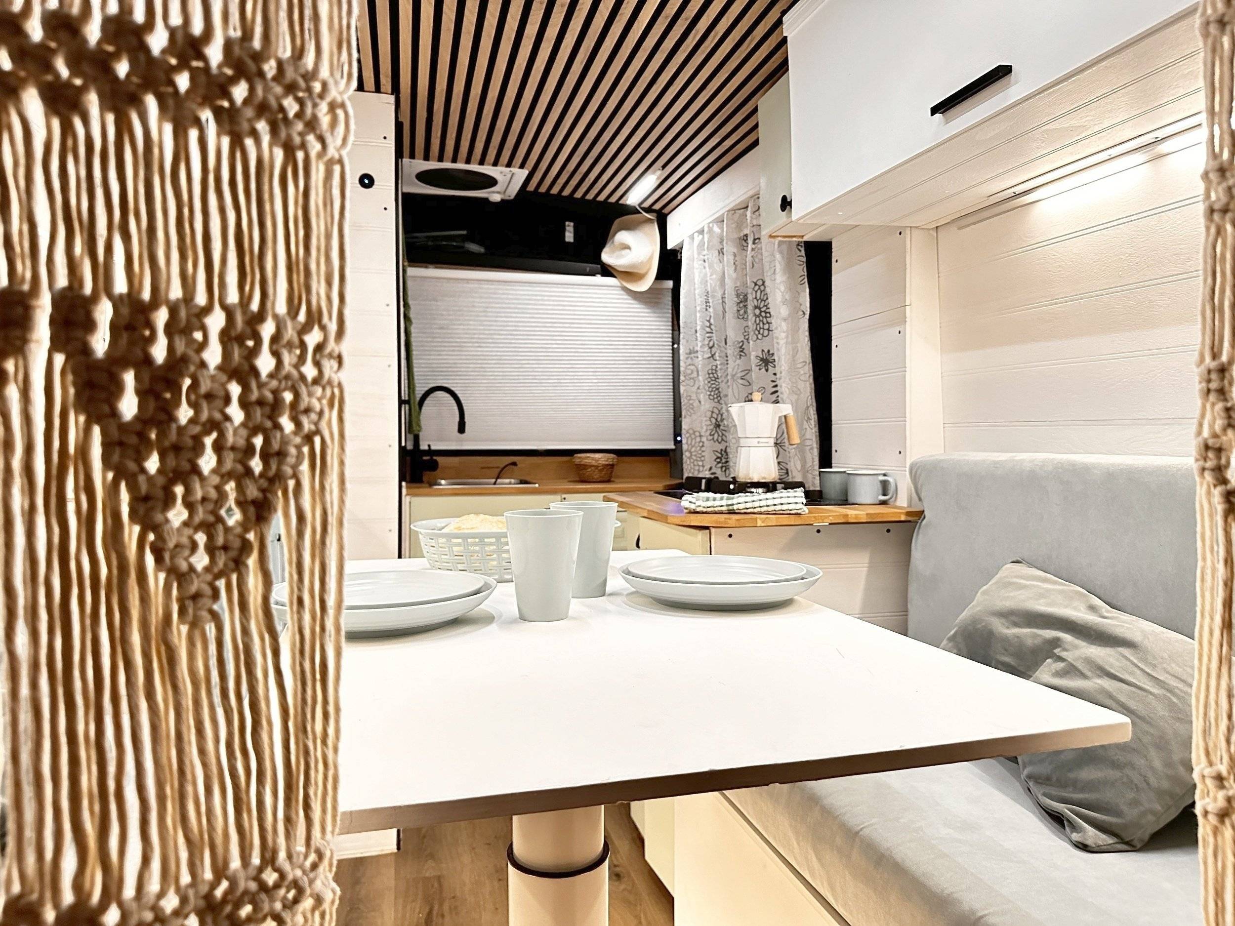 3 C Cartier/Brisebras 250