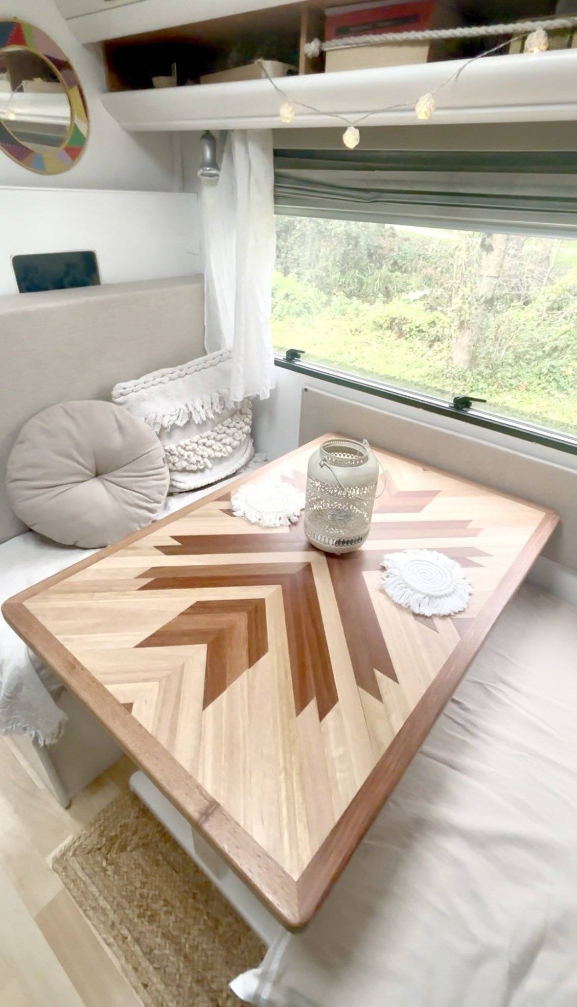 Dining Area Fiat - Yescapa