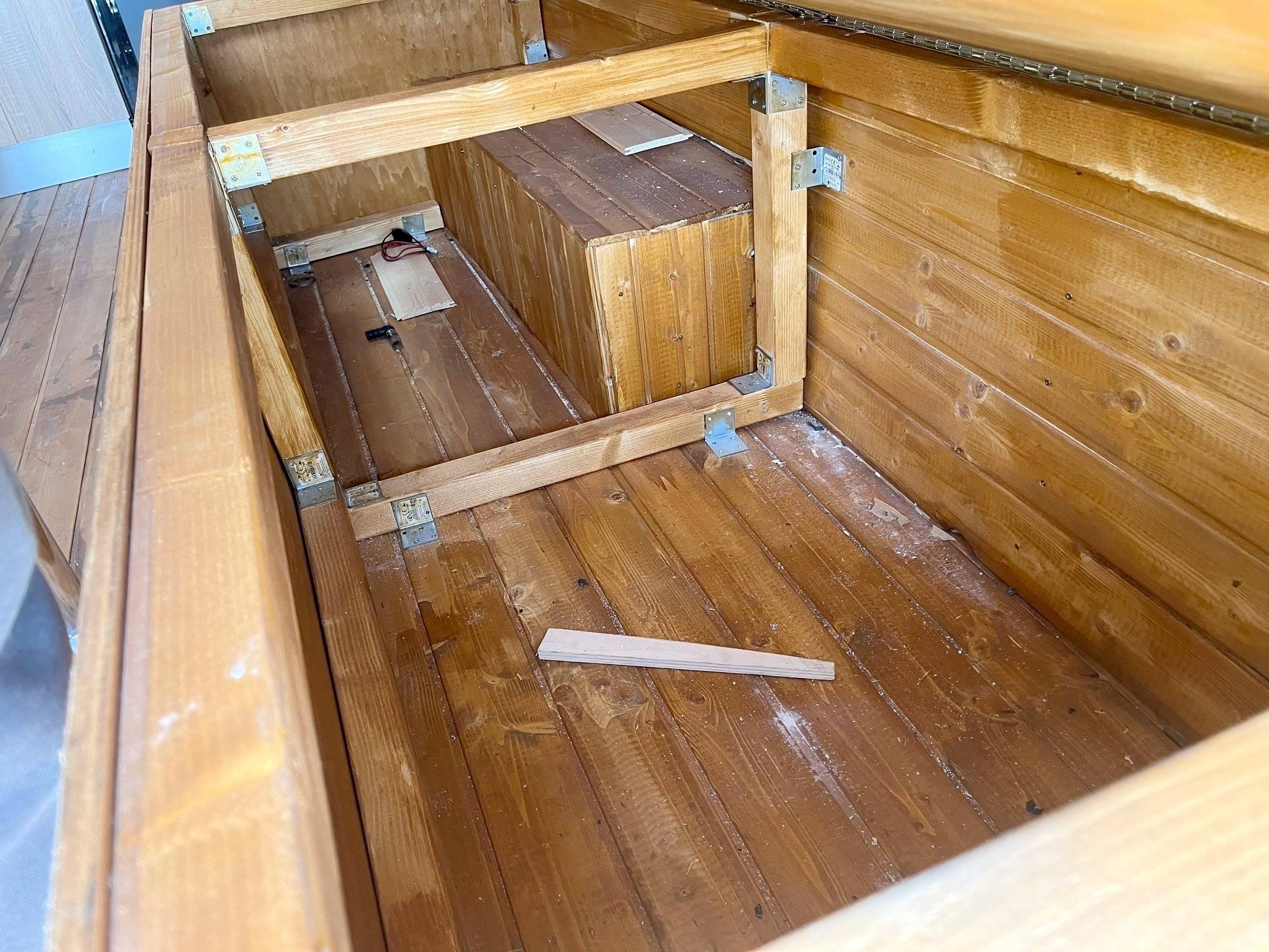 3 C Cartier/Brisebras Transit