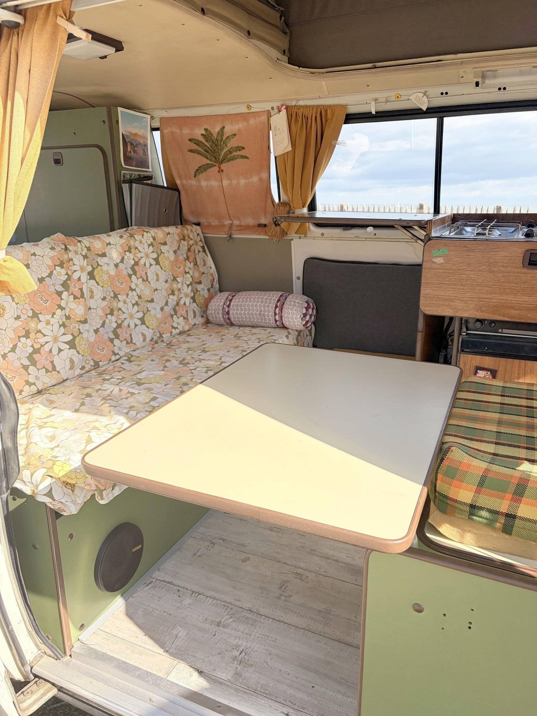 Coin repas Volkswagen T3 Westfalia - Yescapa