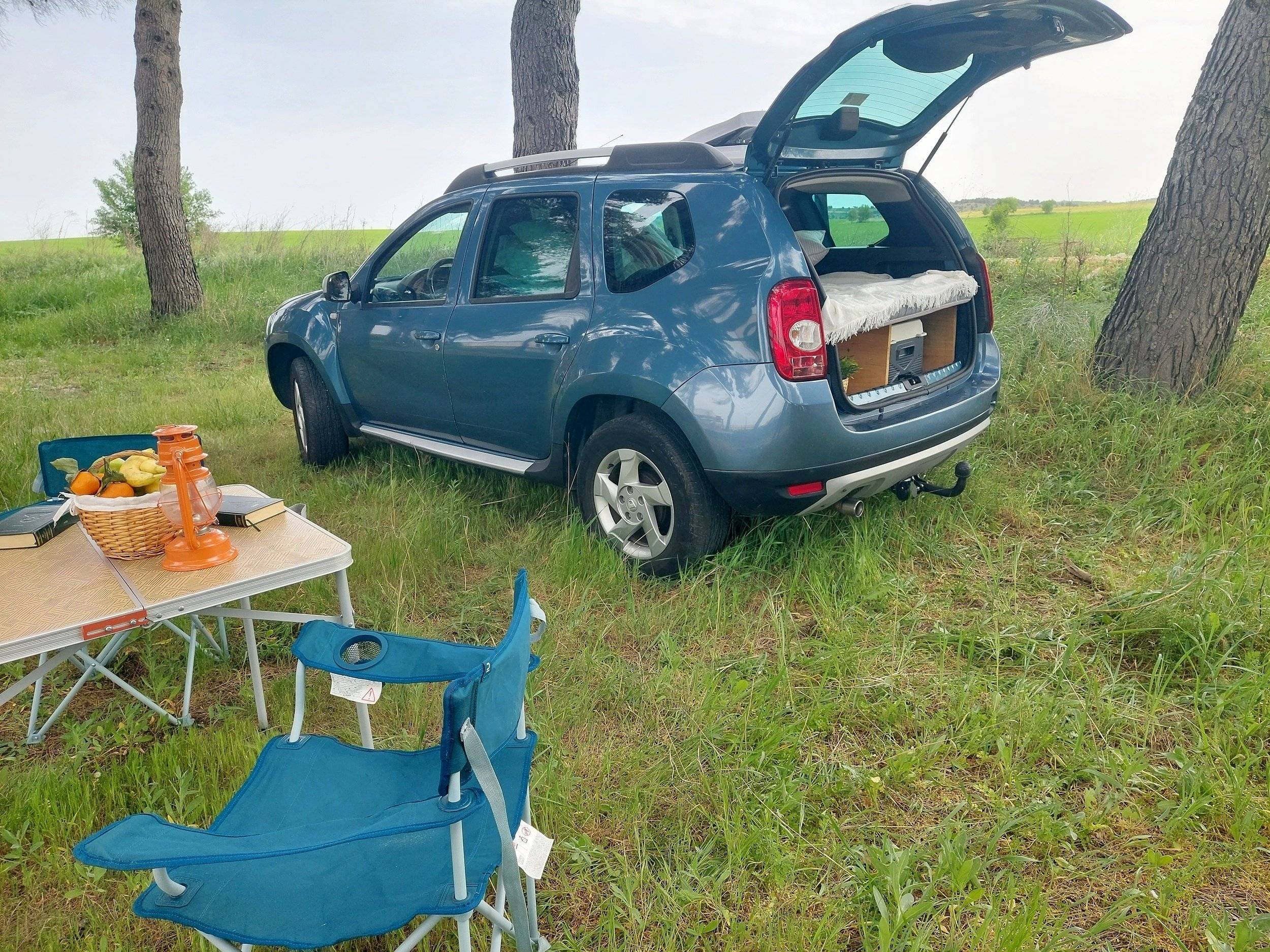 Vista del vehículo ángulo delantero Dacia Dacia Duster (2) 1.5 dCi 4X4 - Yescapa