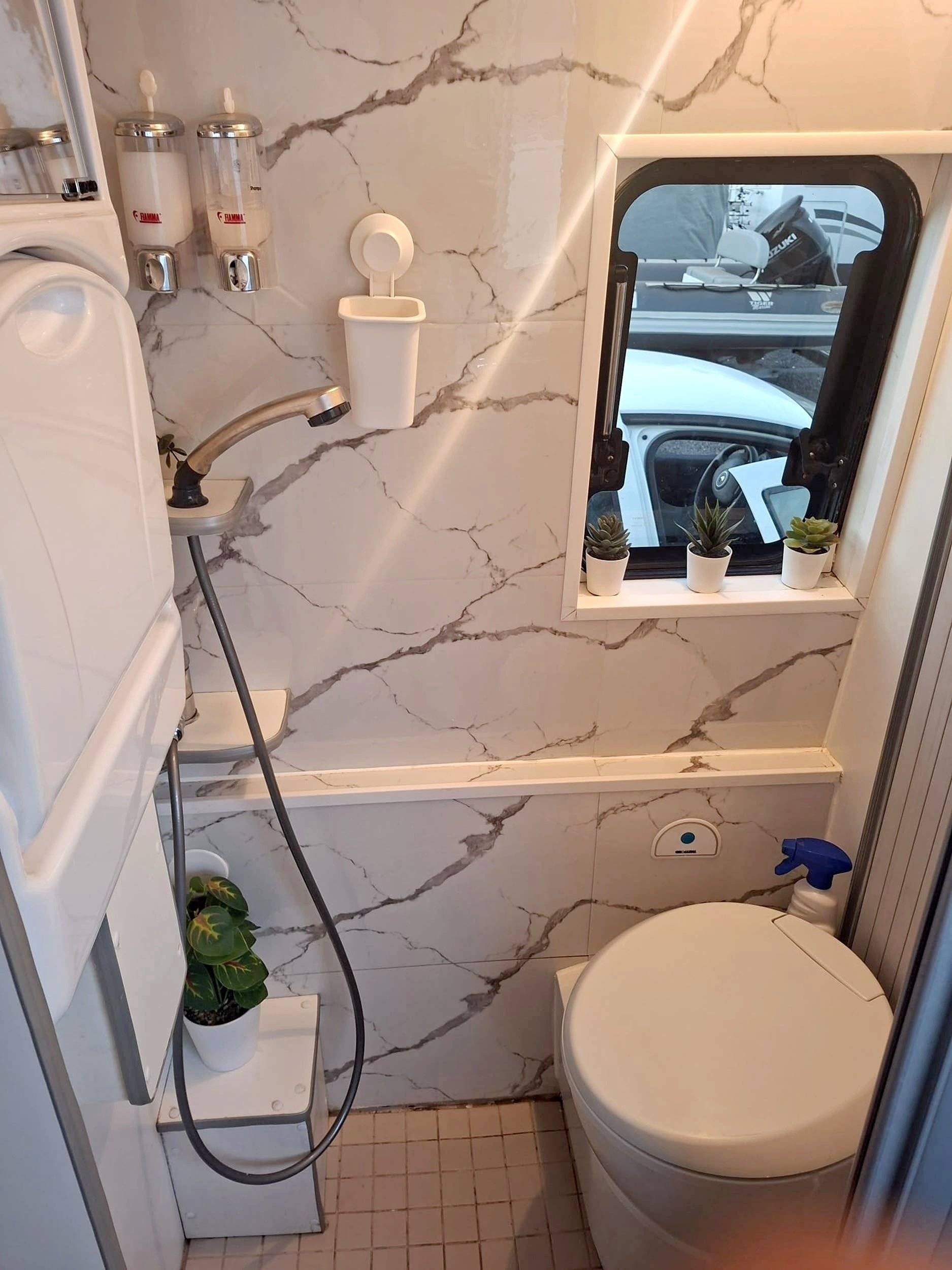 Car Caravane Crafter 2,0 l 102 ch