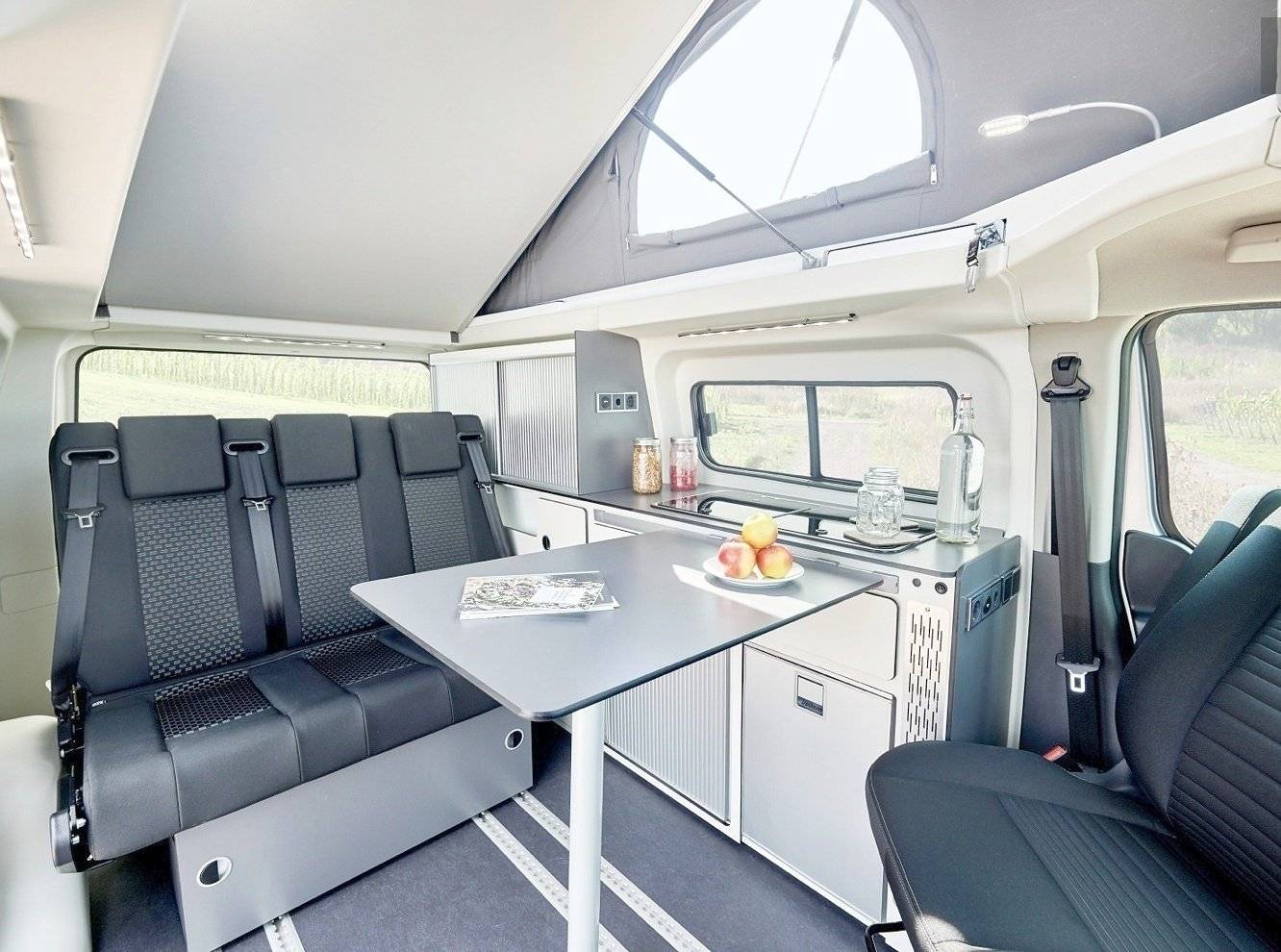 Karmann Mobil Ford Transit Custom